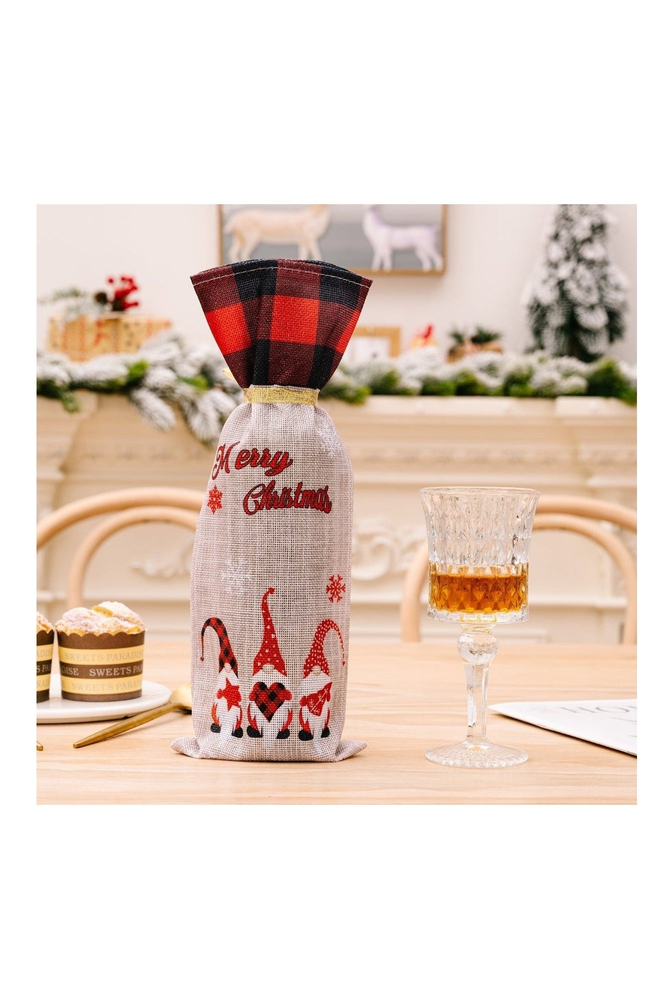 2-Piece Christmas Plaid Wine Bottle Covers nicholesgifts