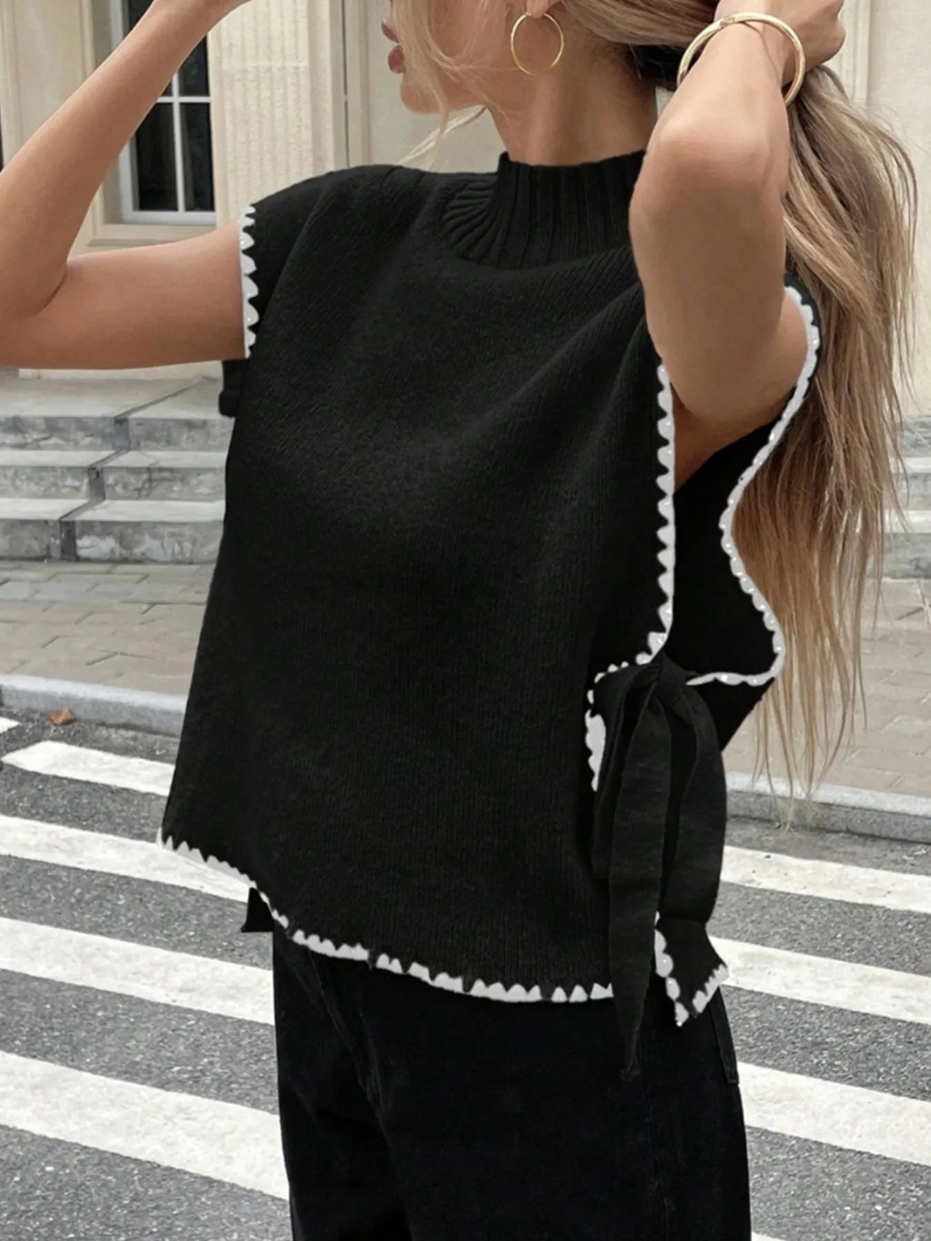 Ribbed Turtleneck Sweater Vest with Contrast Trim Trendsi