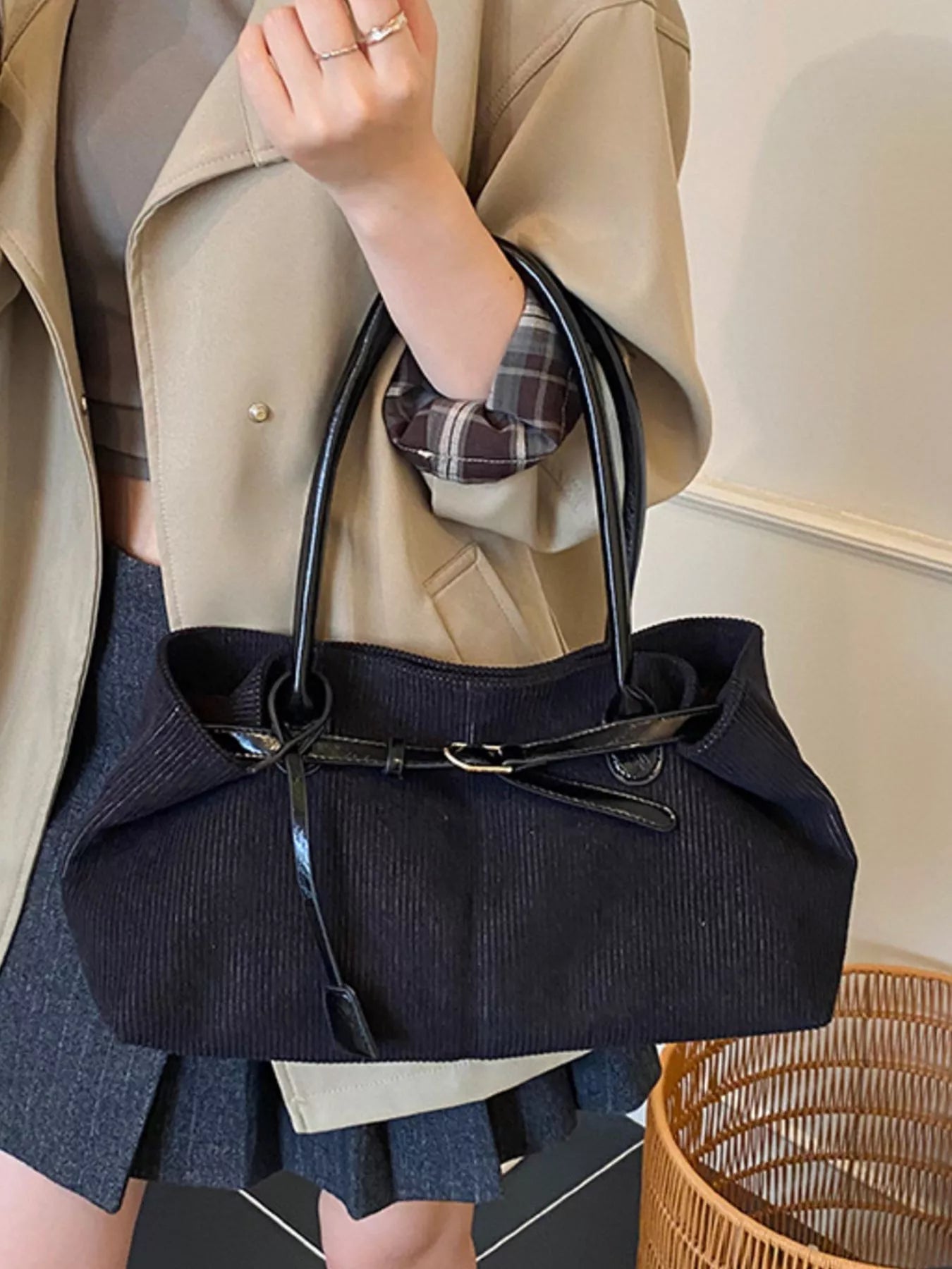 Buckle Decor Shoulder Bag nicholesgifts