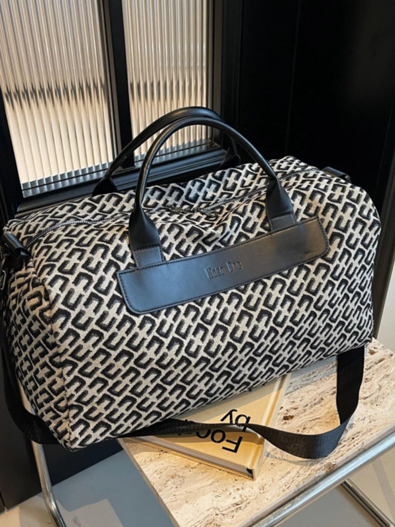 Geometric Pattern Travel Bag Trendsi