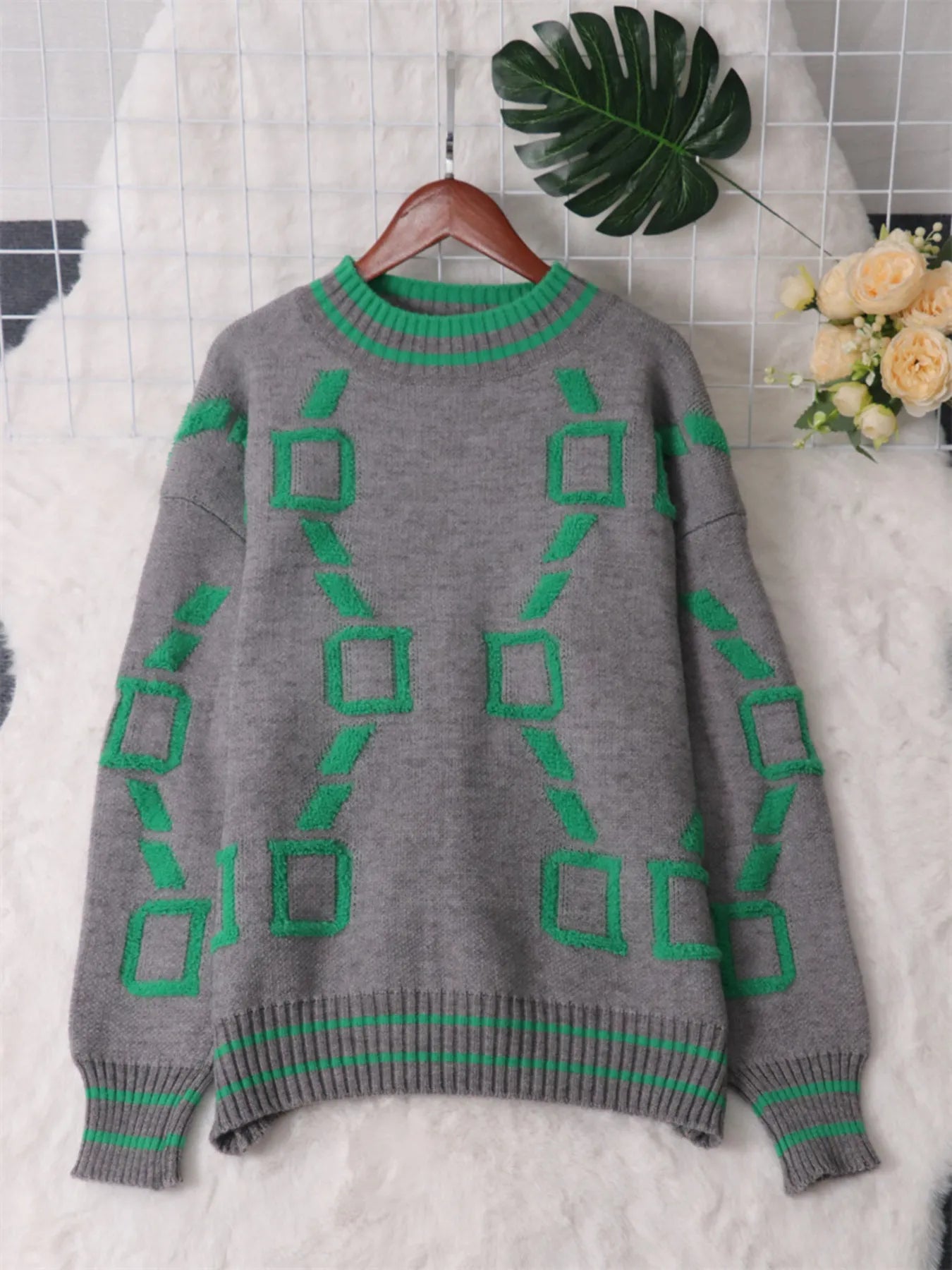 Contrast Round Neck Long Sleeve Sweater