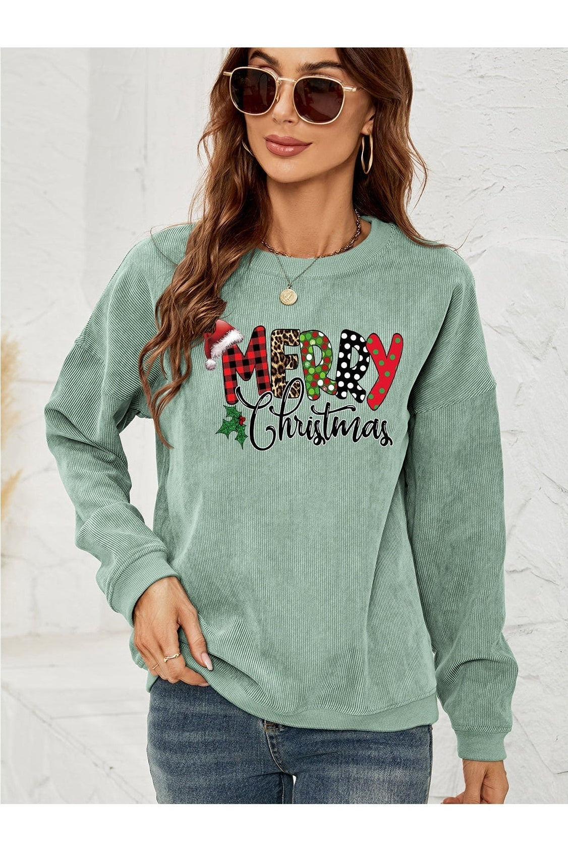 MERRY CHRISTMAS Graphic Sweatshirt nicholesgifts