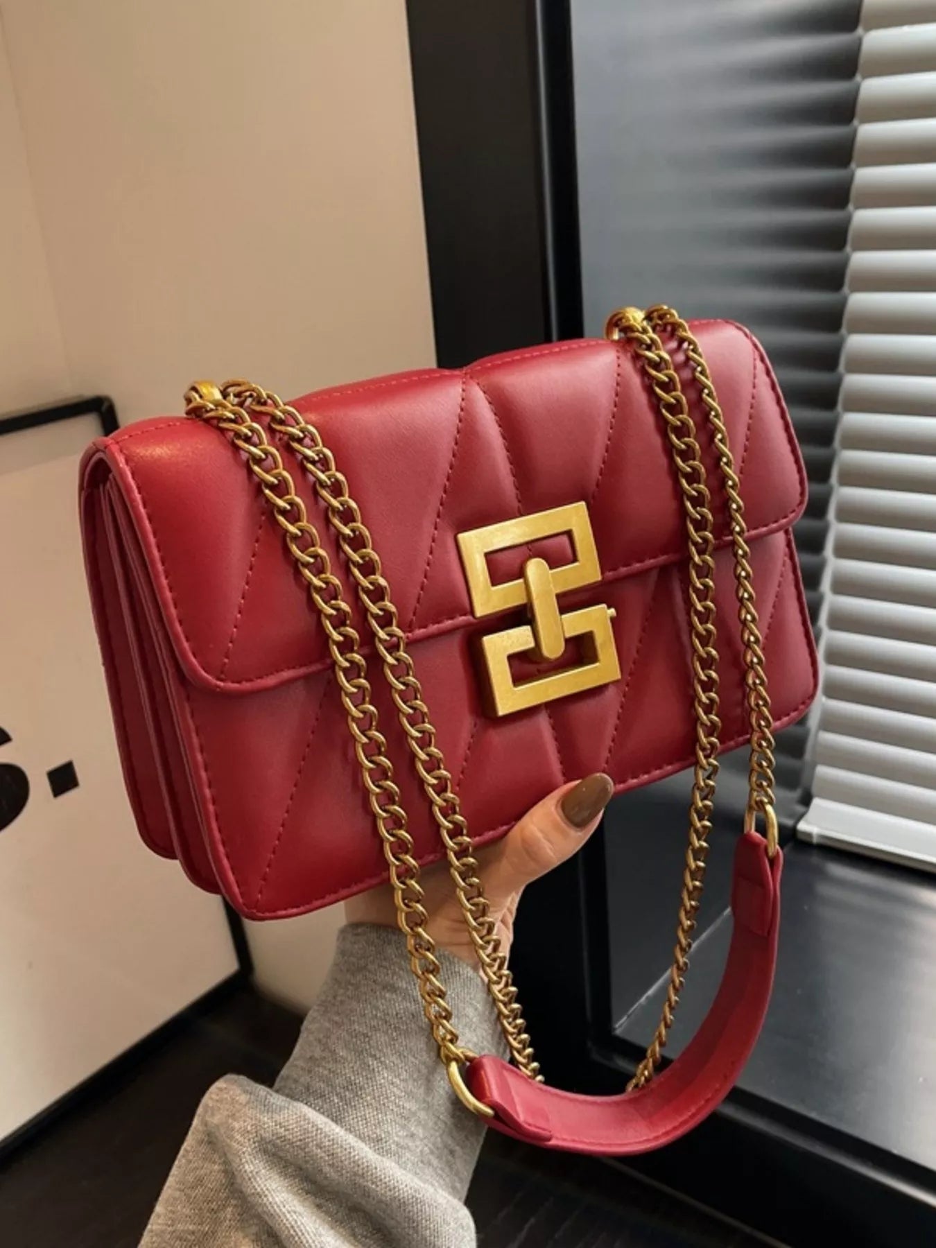Quilted Flap Chain Crossbody Bag nicholesgifts