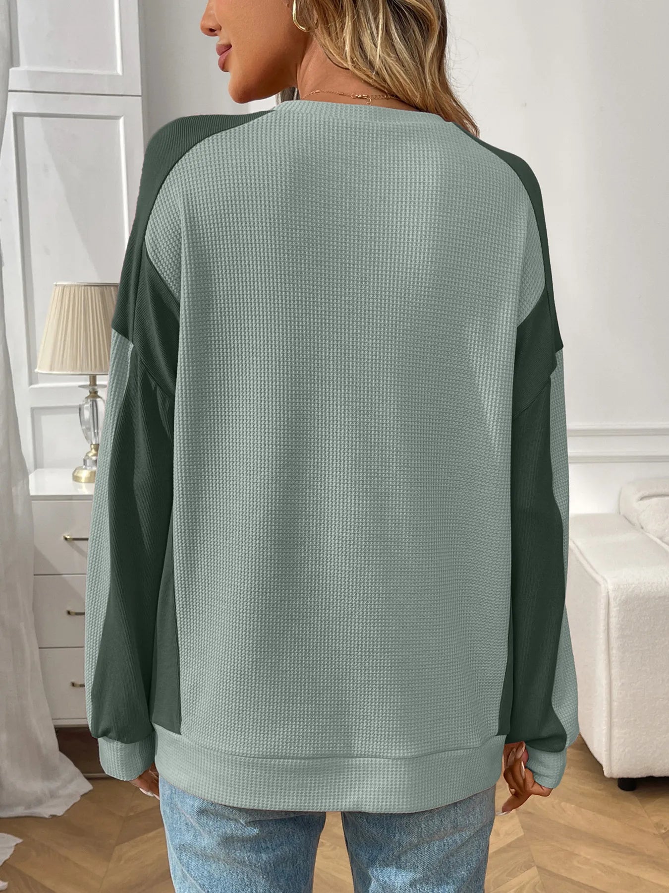 Color Block Long Sleeve Sweatshirt