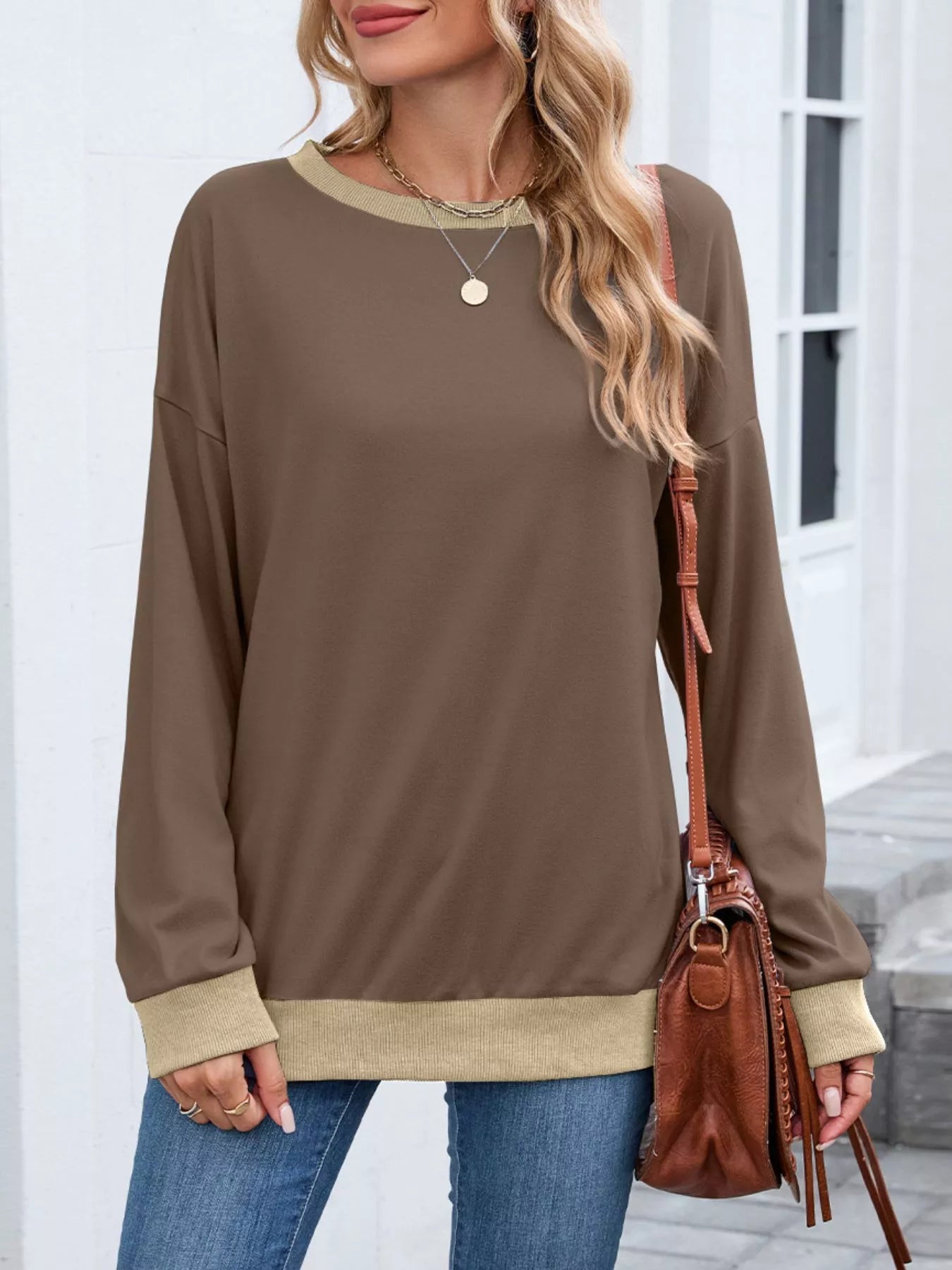 Contrast Trim Long Sleeve Sweatshirt Trendsi