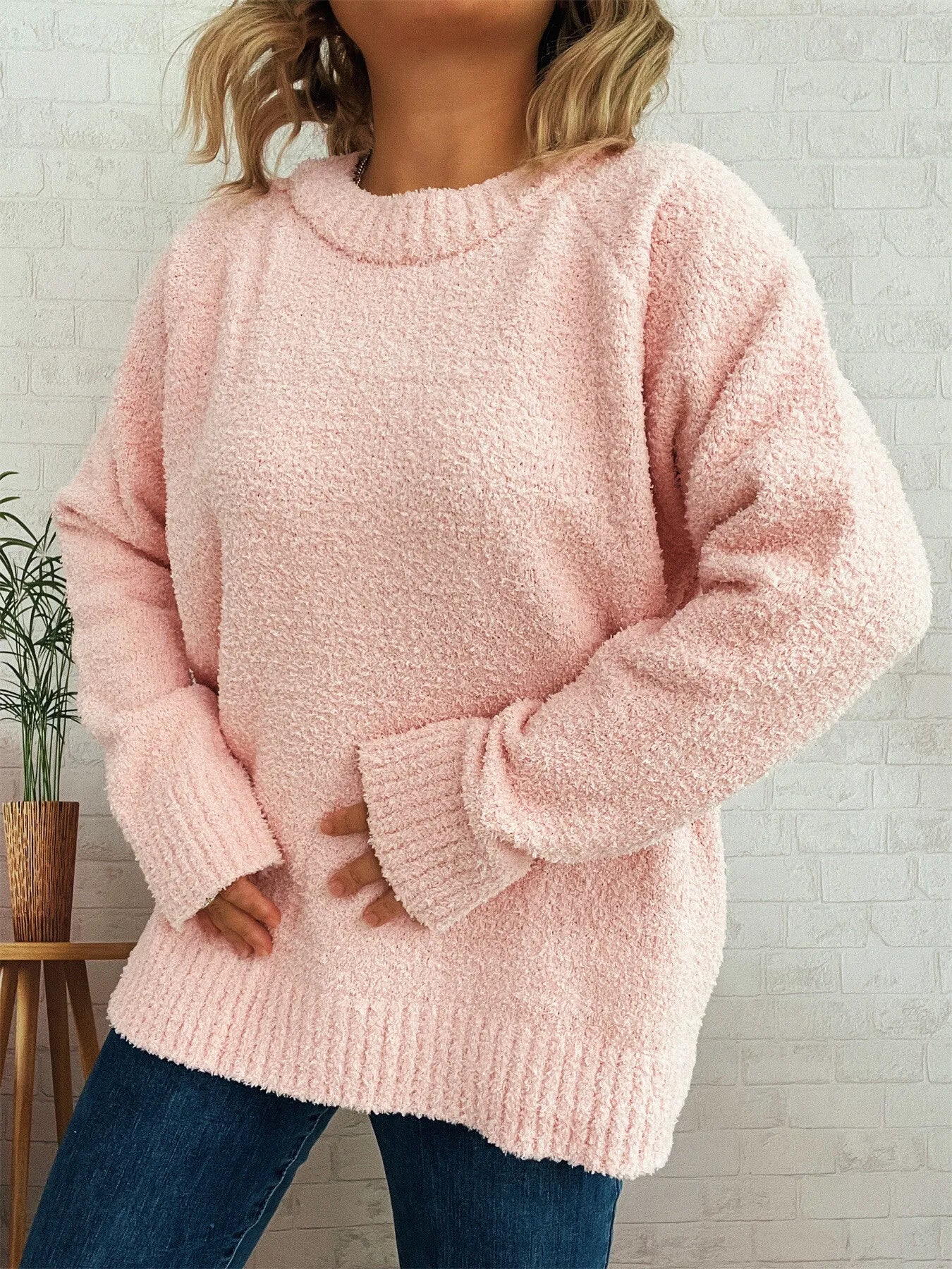 Round Neck Raglan Sleeve Sweater
