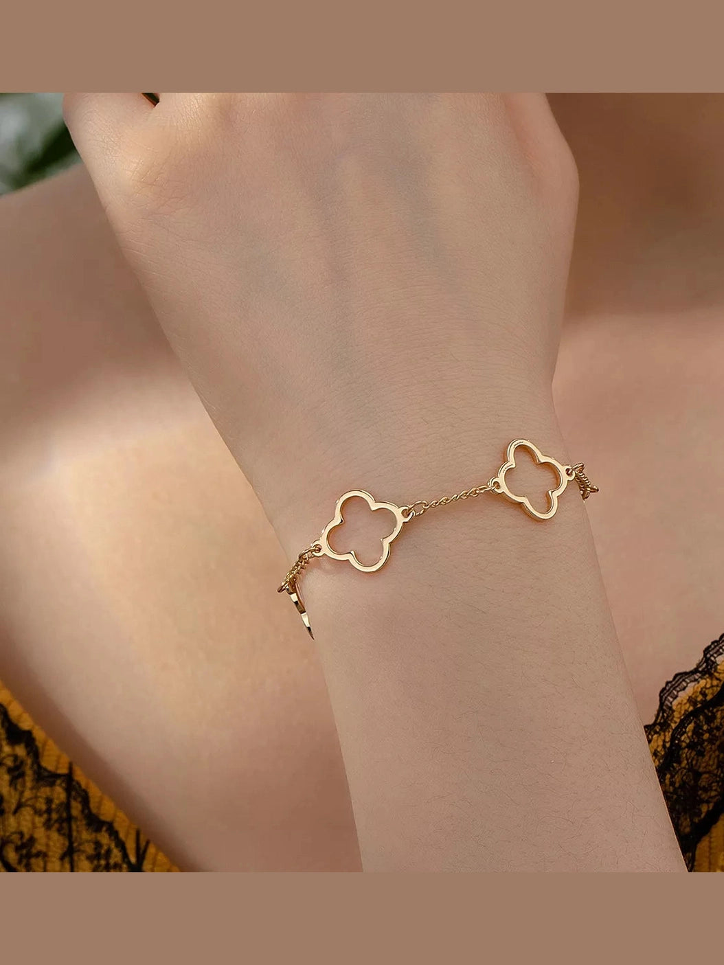 18K Gold-Plated Four Leaf Clover Bracelet nicholesgifts