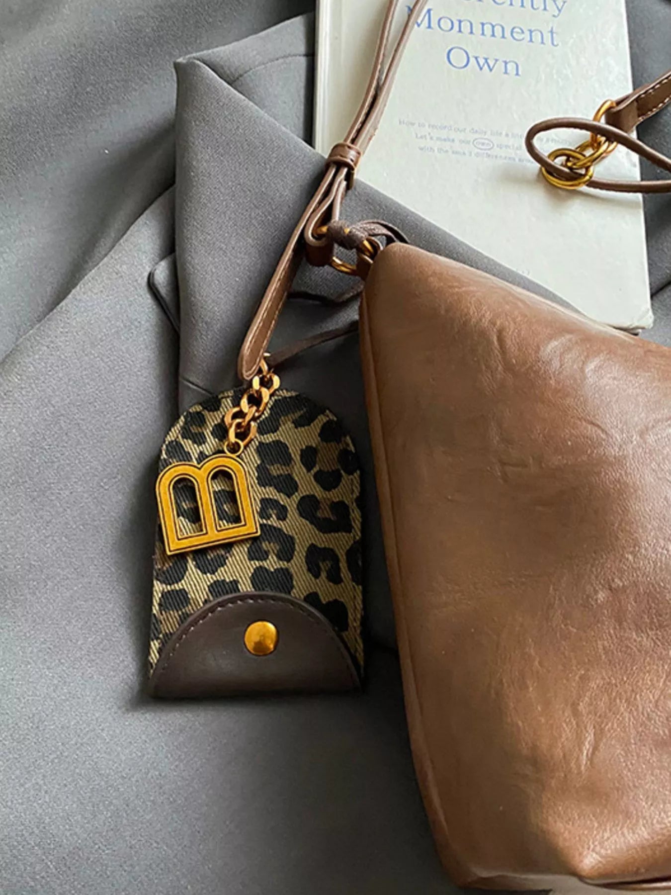 Leather Adjustable Strap Shoulder Bag nicholesgifts