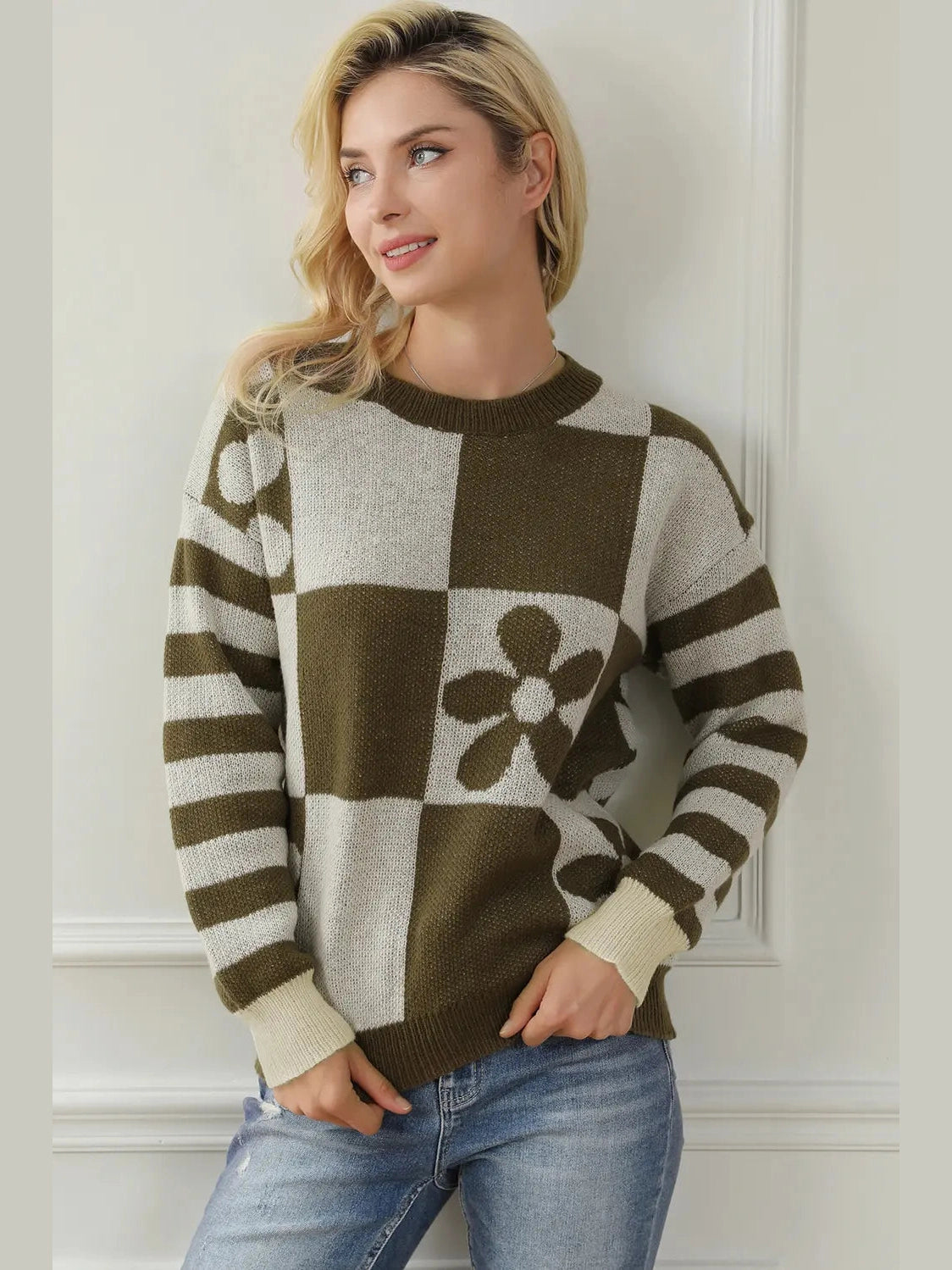Contrast Round Neck Long Sleeve Sweater Trendsi
