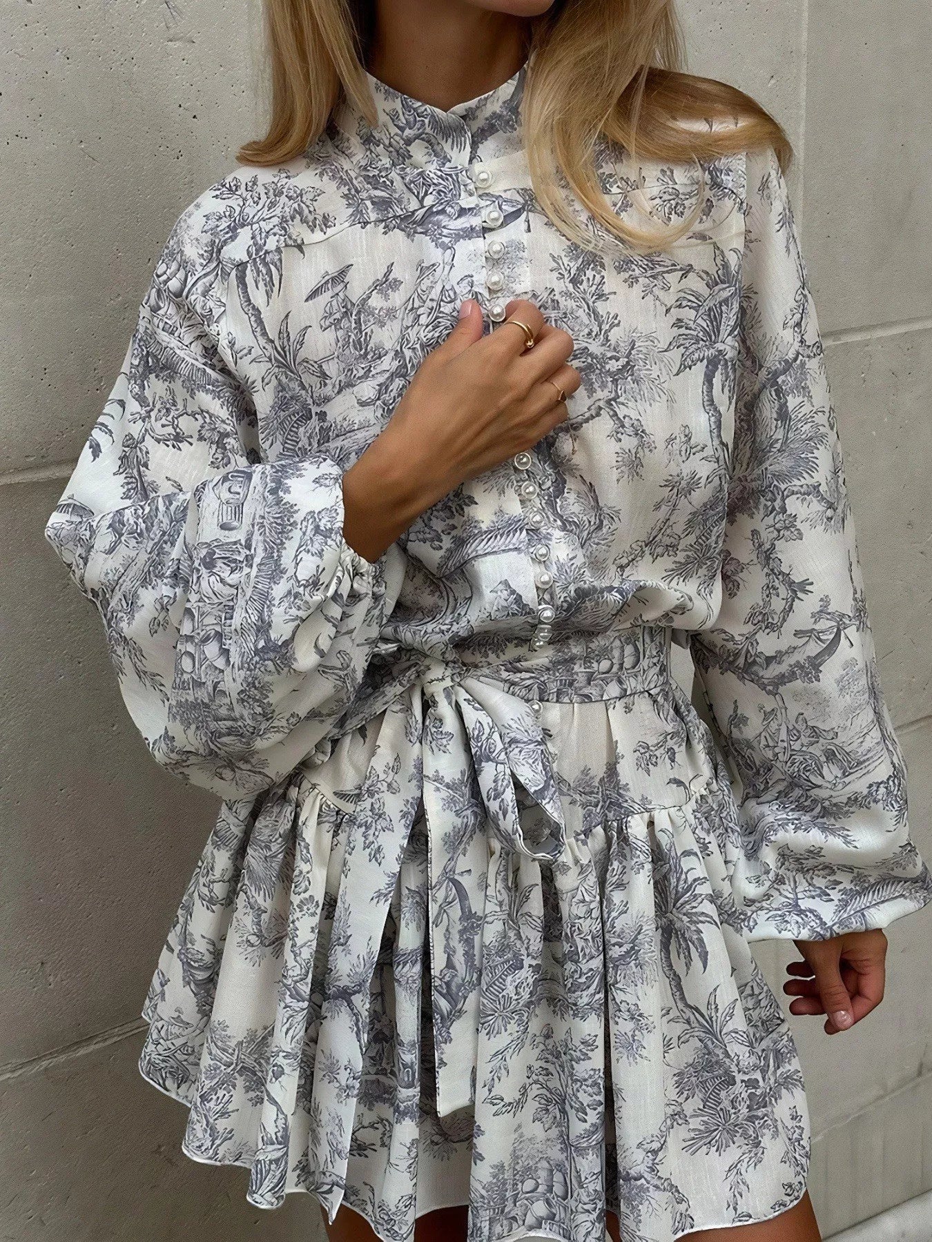 Women Printed Balloon Sleeve Tie Waist Dress