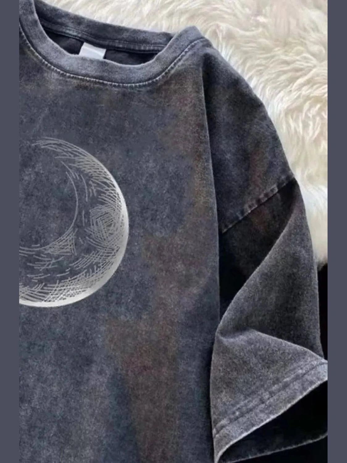 Men's Full Size Vintage Washed Moon Graphic T-Shirt Plus Size Trendsi