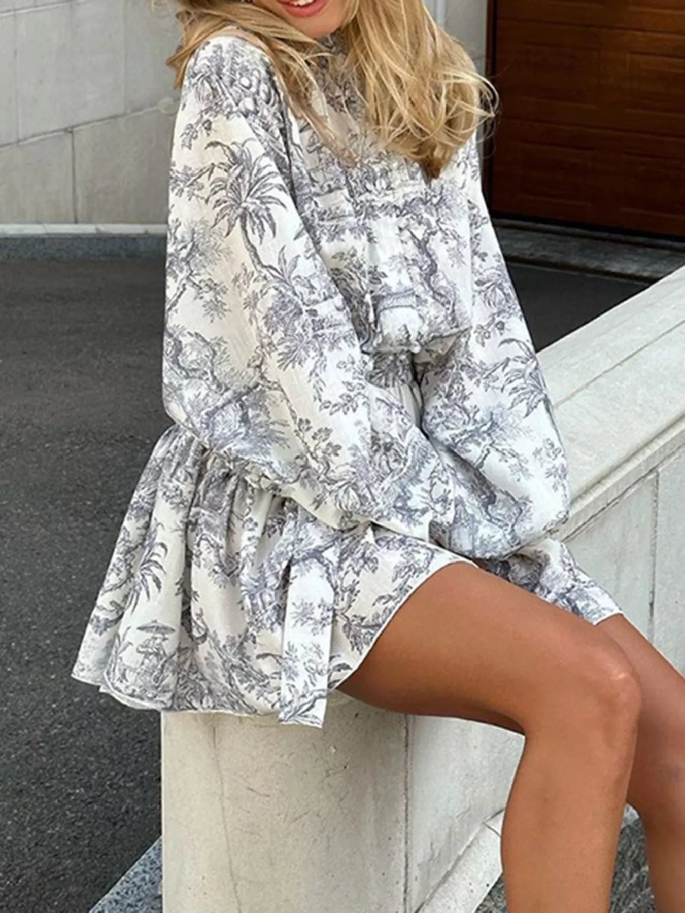 Women Printed Balloon Sleeve Tie Waist Dress