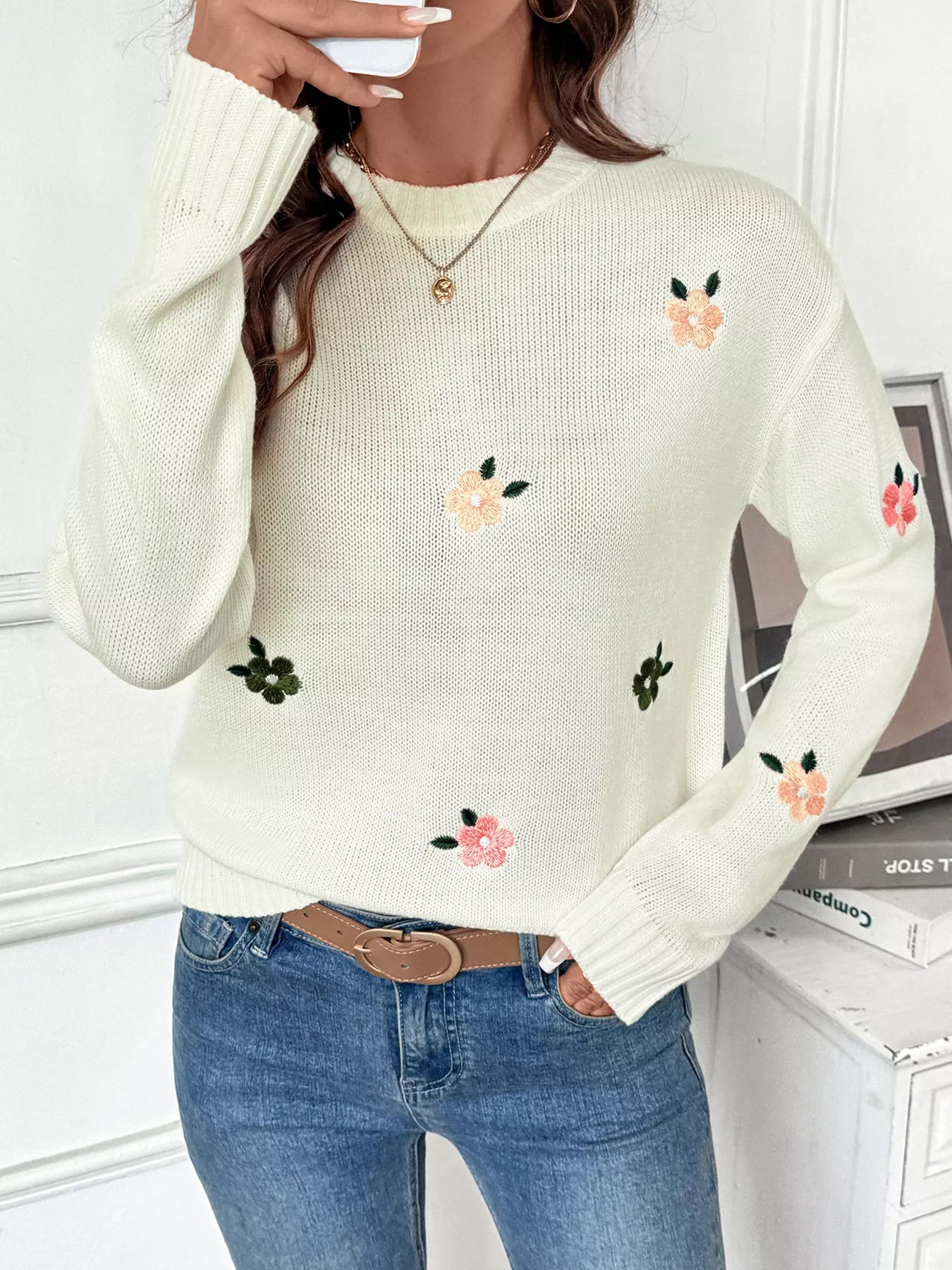 Flower Round Neck Long Sleeve Sweater