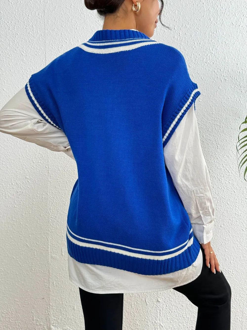 Contrast Trim V-Neck Sweater Vest nicholesgifts