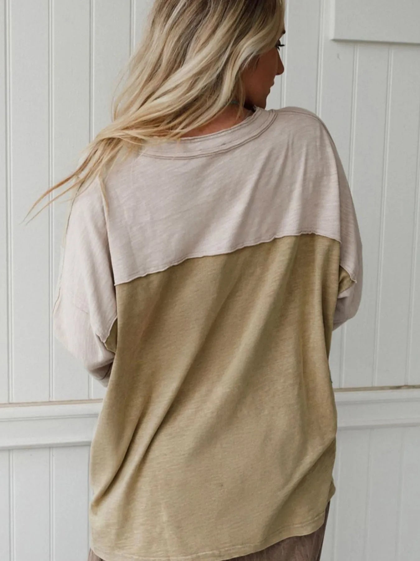 Women Floral Patch Color Block V-Neck T-Shirt