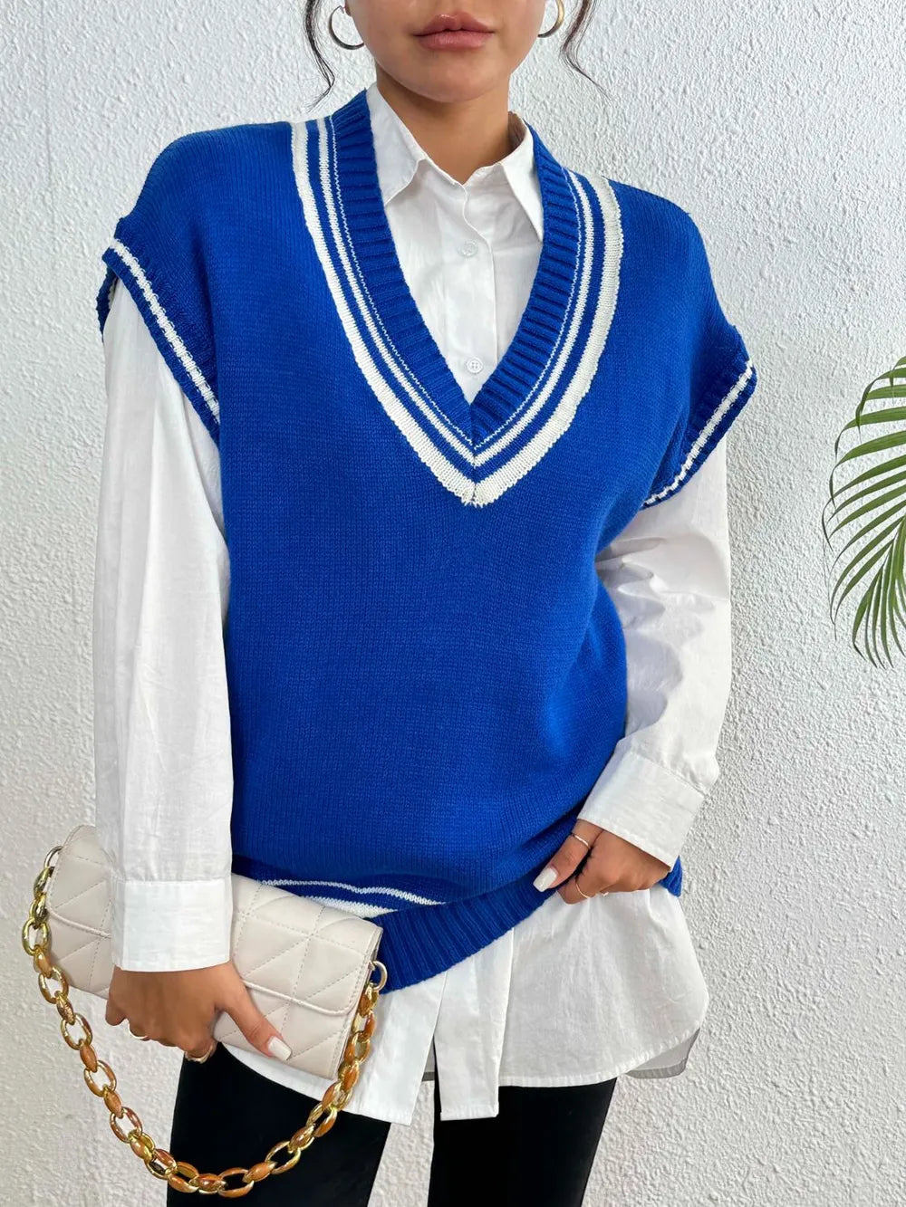 Contrast Trim V-Neck Sweater Vest nicholesgifts