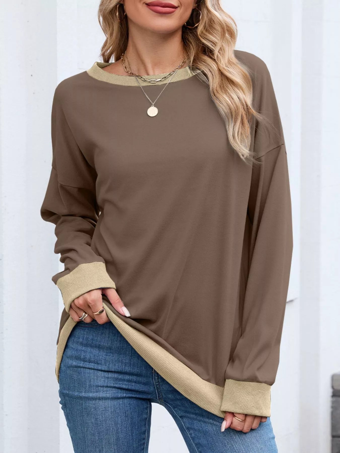 Contrast Trim Long Sleeve Sweatshirt Trendsi
