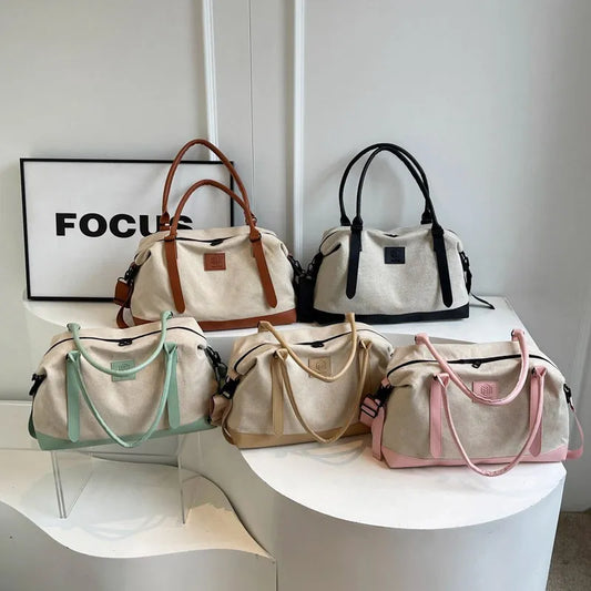 Contrast Travel Bag Trendsi
