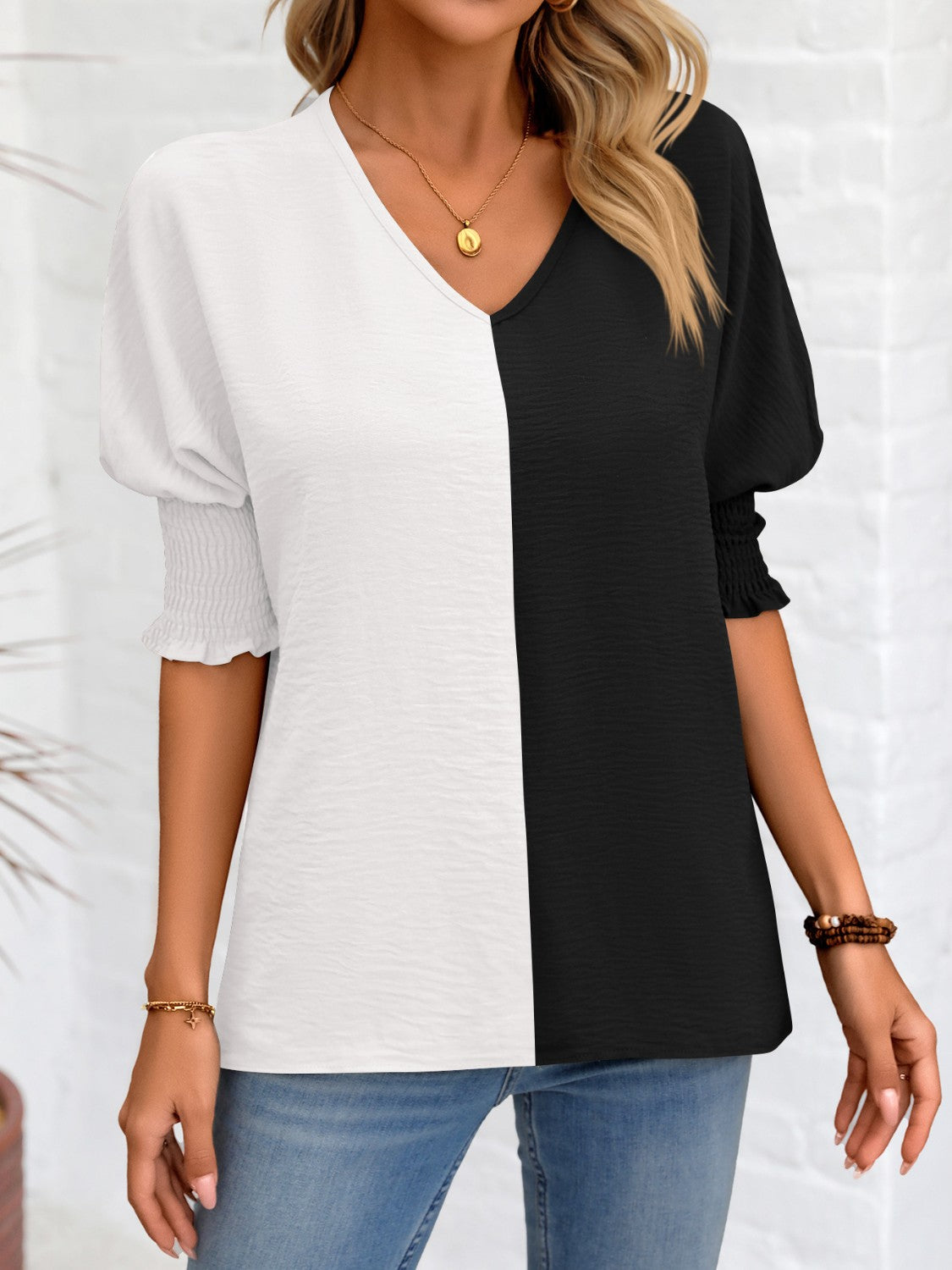 Women Contrast V-Neck Lantern Sleeve Blouse nicholesgifts