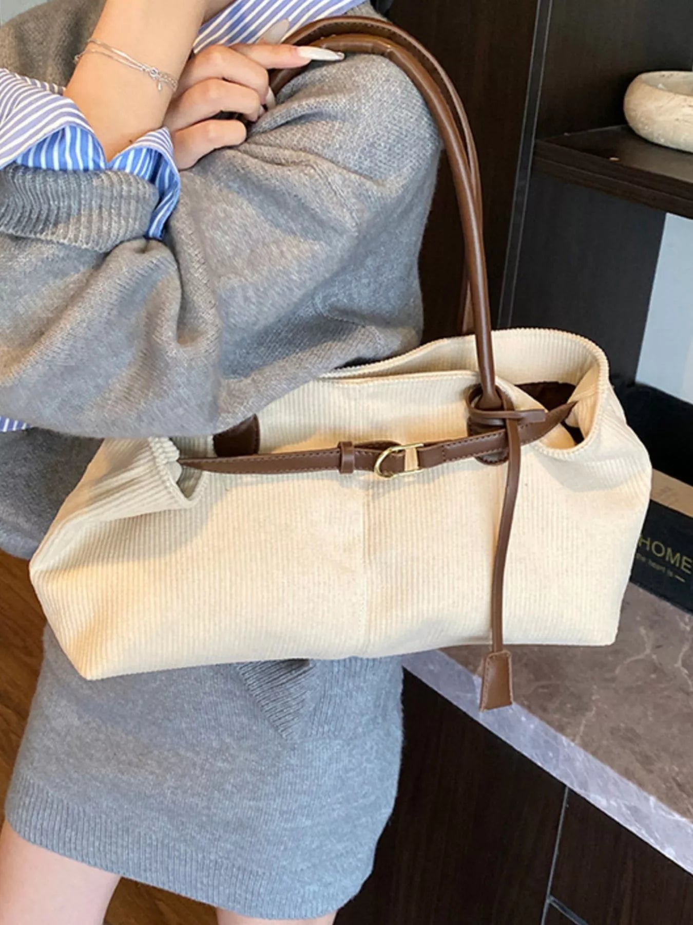 Buckle Decor Shoulder Bag nicholesgifts