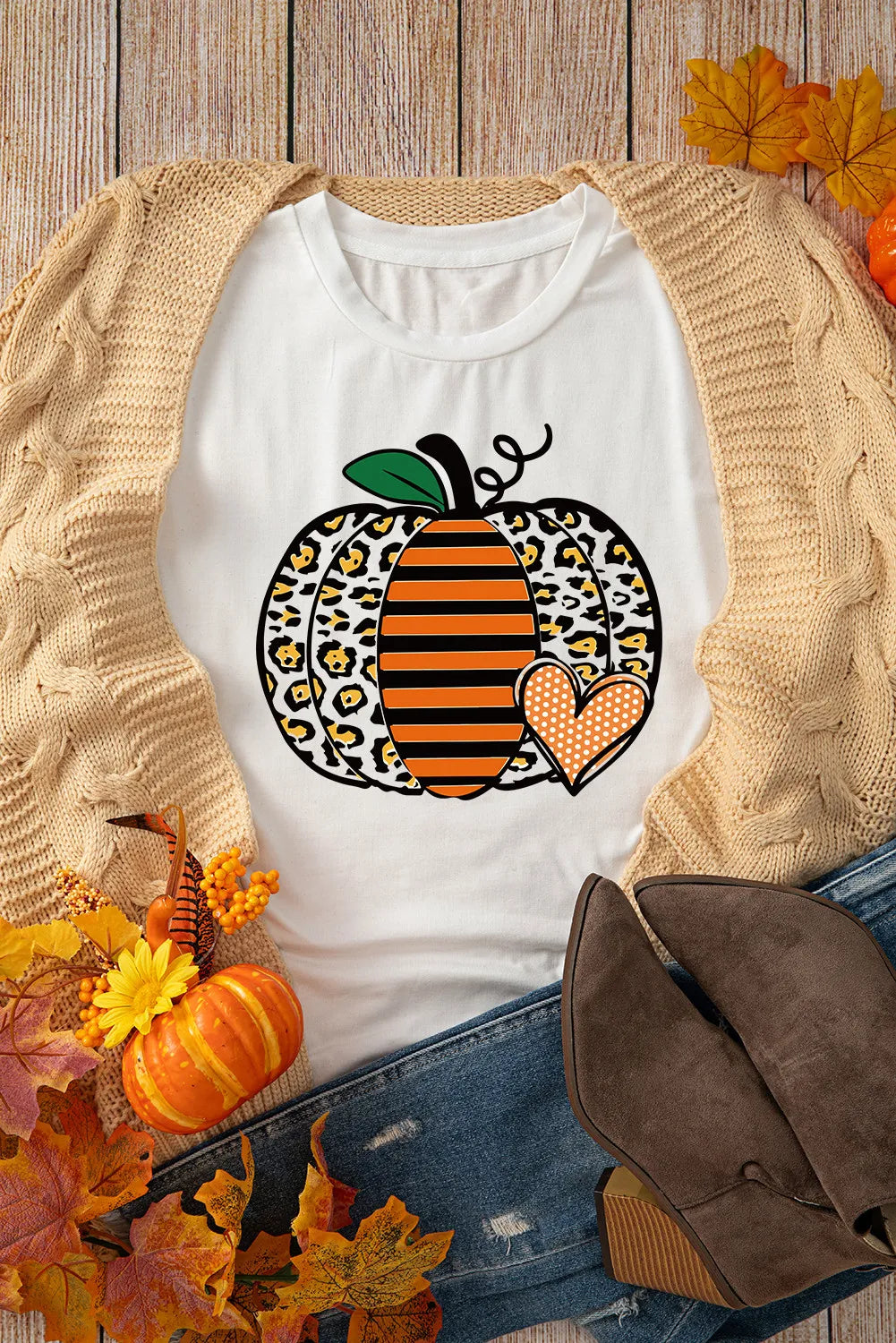 Pumpkin Graphic Round Neck Short Sleeve T-Shirt Trendsi
