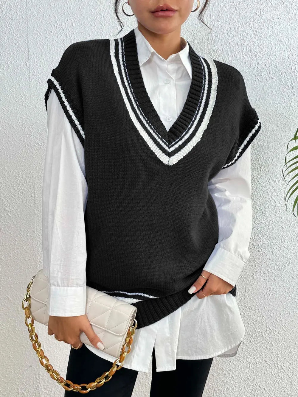 Contrast Trim V-Neck Sweater Vest nicholesgifts