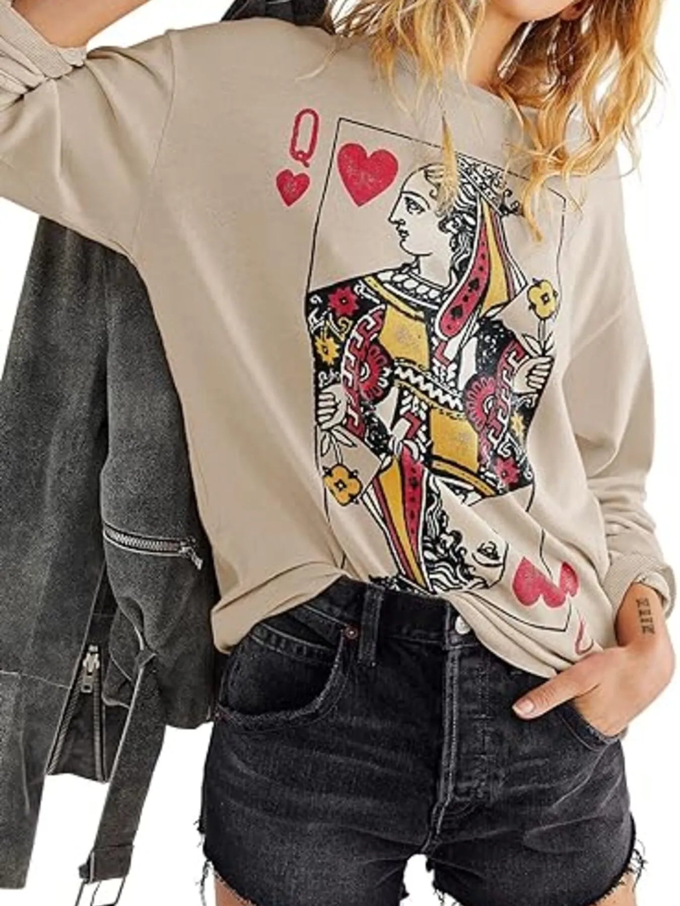 Queen of Hearts Playing Card Graphic Round Neck Sweatshirt NicholesGifts