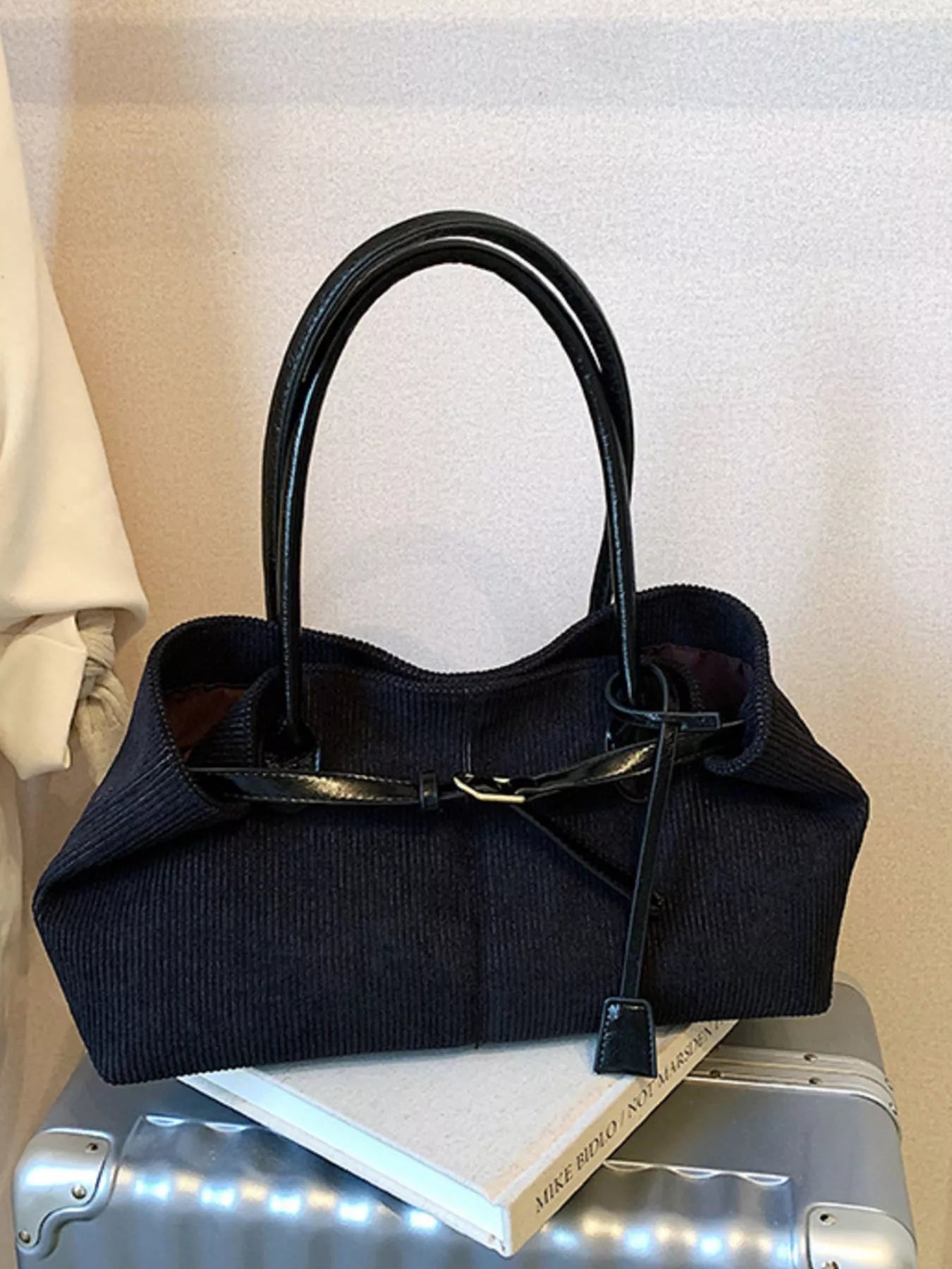 Buckle Decor Shoulder Bag nicholesgifts