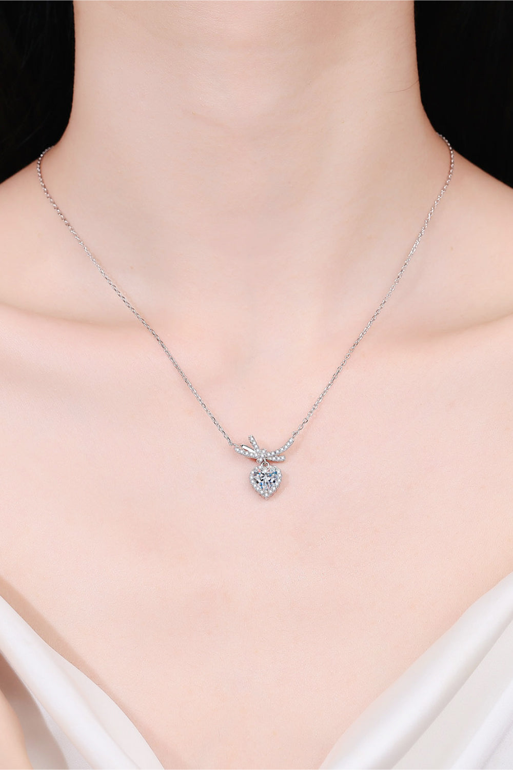 1 Carat Moissanite Heart Pendant Necklace Trendsi