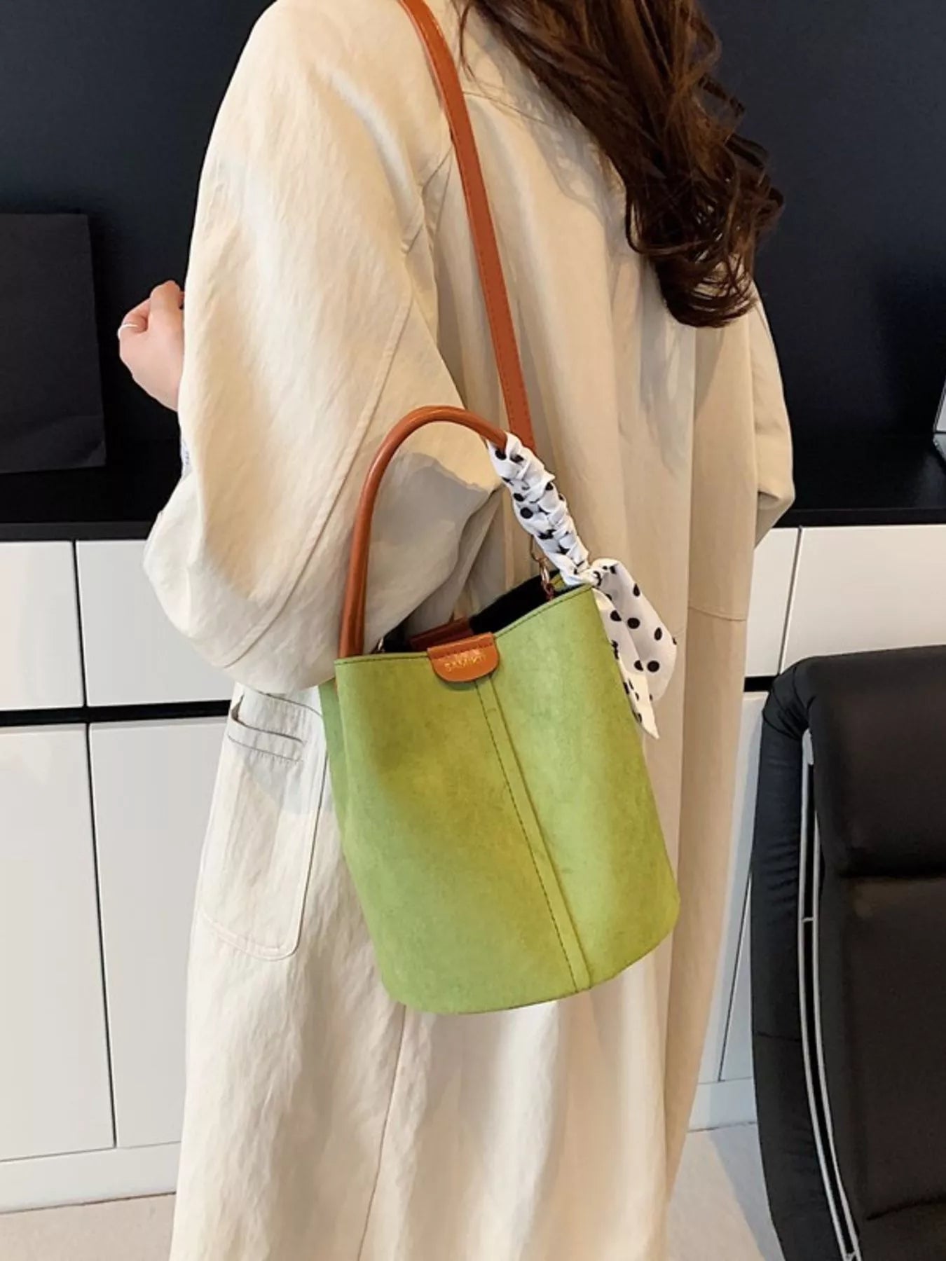 Bucket Crossbody Bag Trendsi