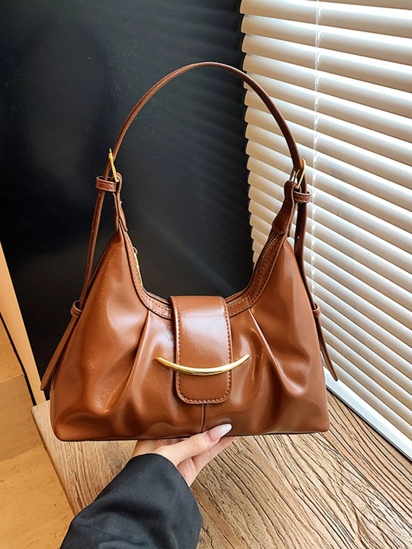 Adjustable Strap Shoulder Bag nicholesgifts