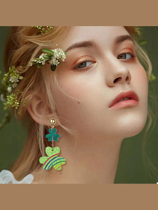 Lucky Clover Dangle Earrings Trendsi