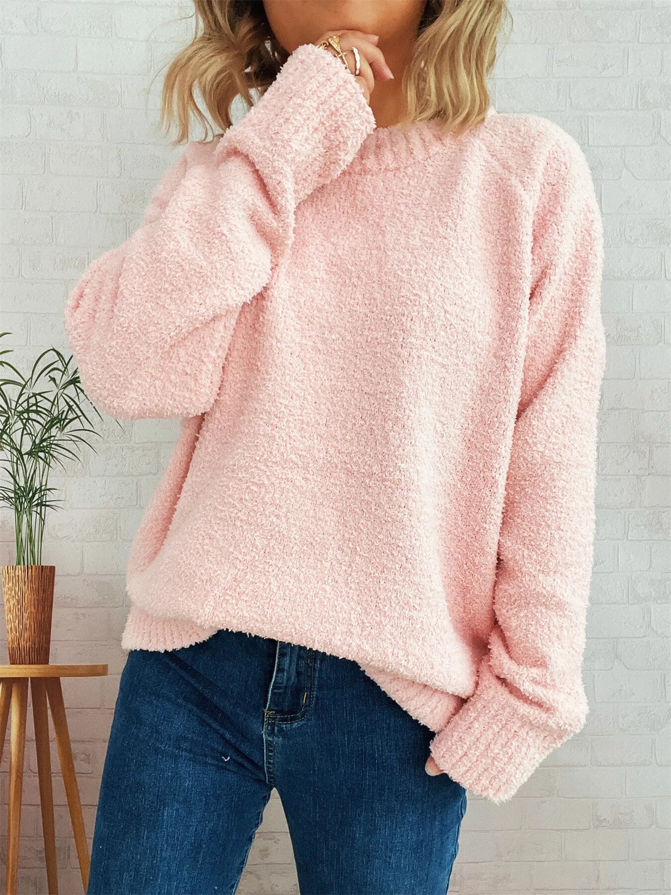 Round Neck Raglan Sleeve Sweater
