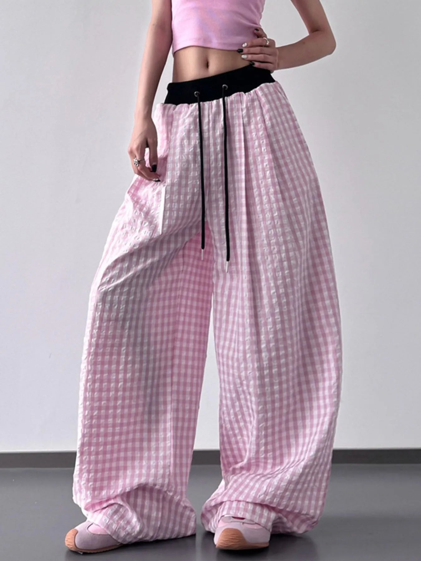 Gingham Wide Leg Drawstring Pants Trendsi