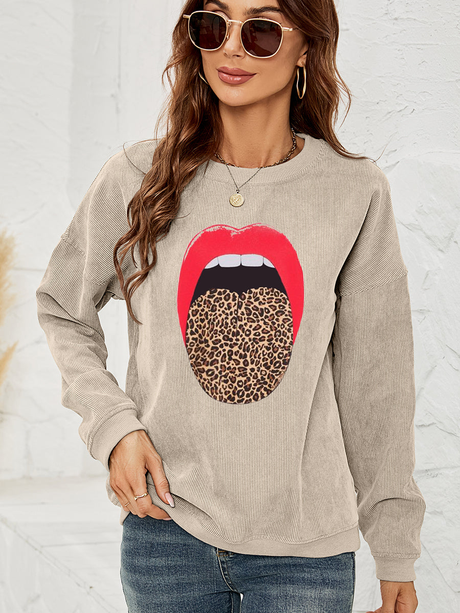 Round Neck Dropped Shoulder MAMA Graphic Sweatshirt nicholesgifts