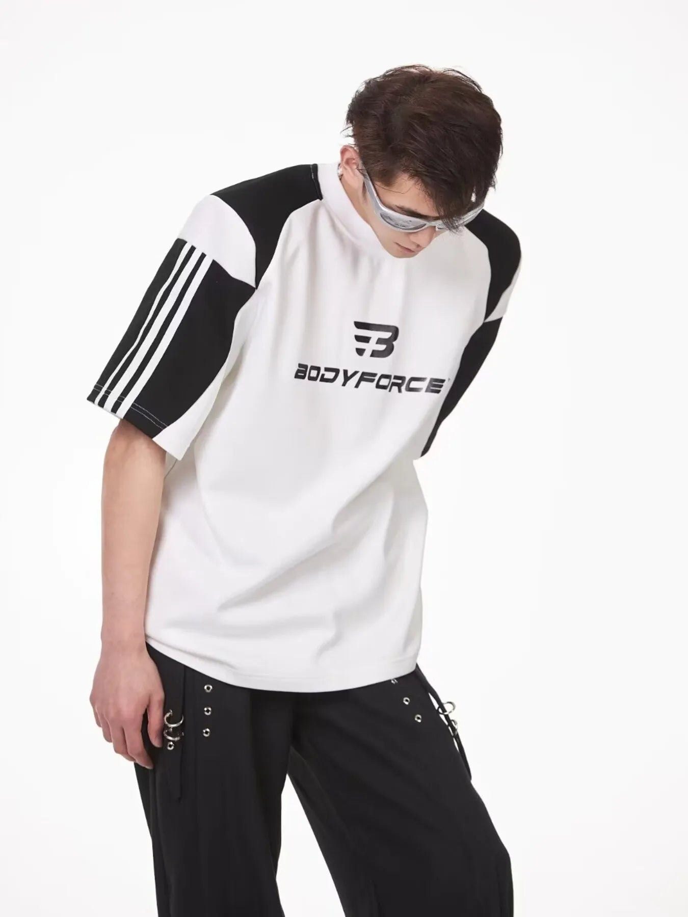 Men's Full Size Contrast Panels Round Neck T-Shirt Plus Size Trendsi