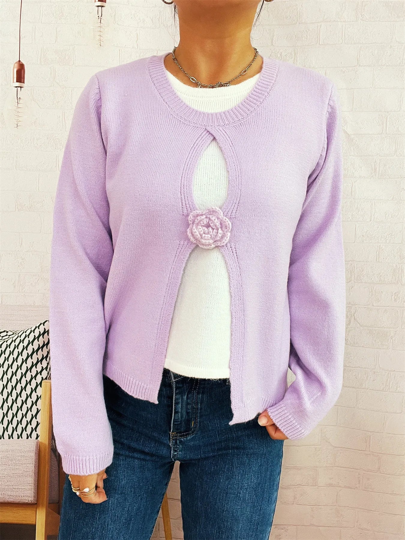 Flower Contrast Round Neck Sweater