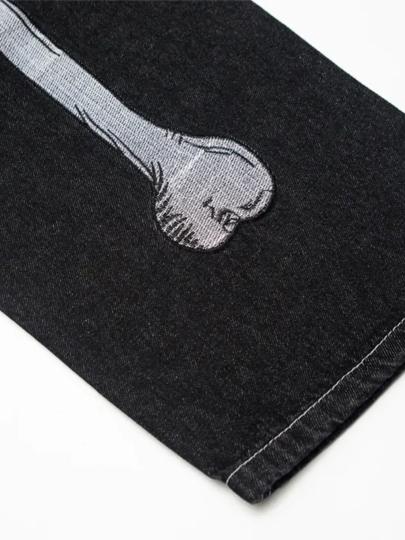 Men's Skeleton Embroidered Straight Leg Jeans Trendsi