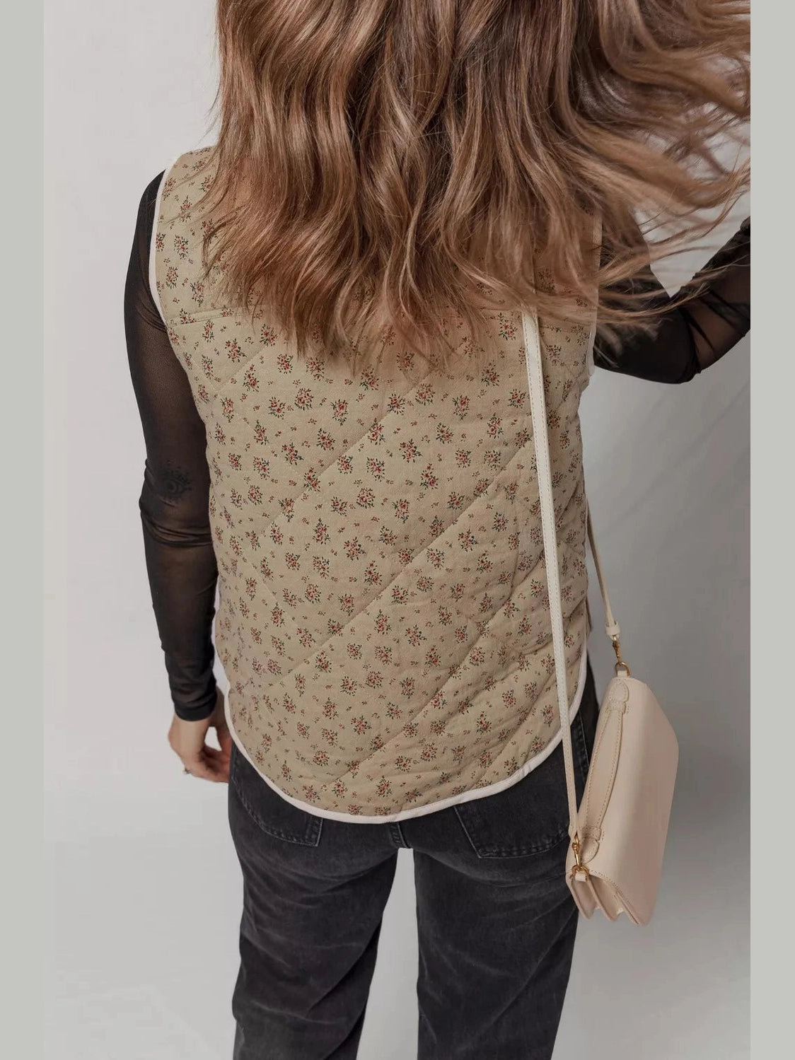Floral Print Quilted Concealed Button Vest nicholesgifts