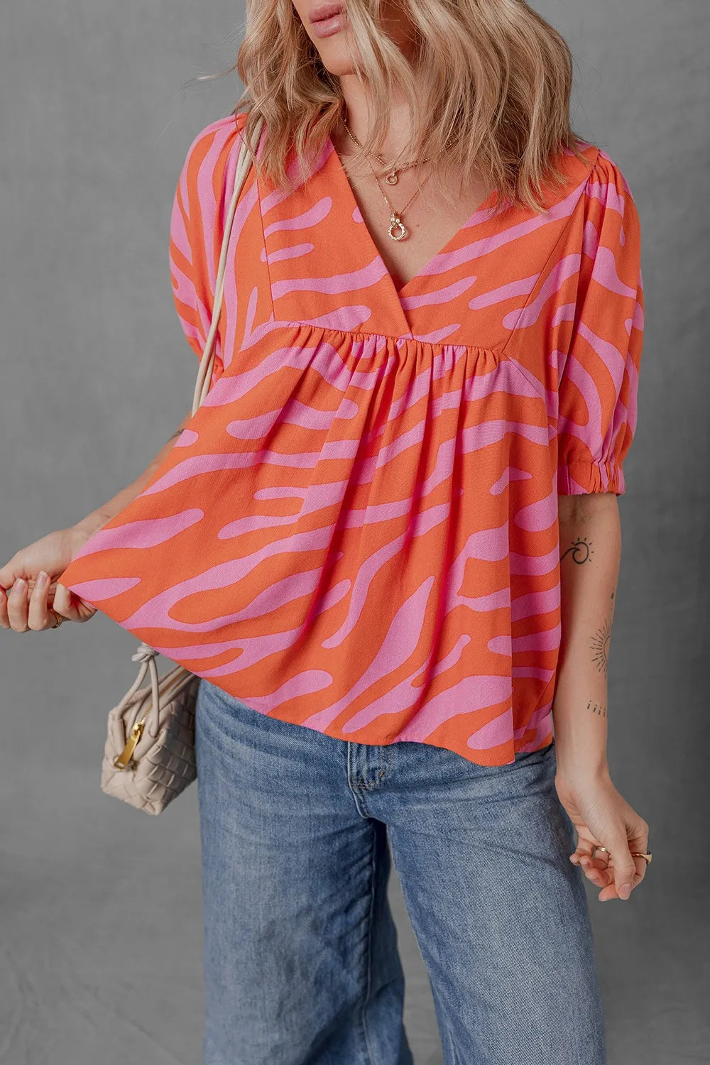 Zebra Stripe Print Ruched Cuff Half Sleeve V Neck Blouse Trendsi