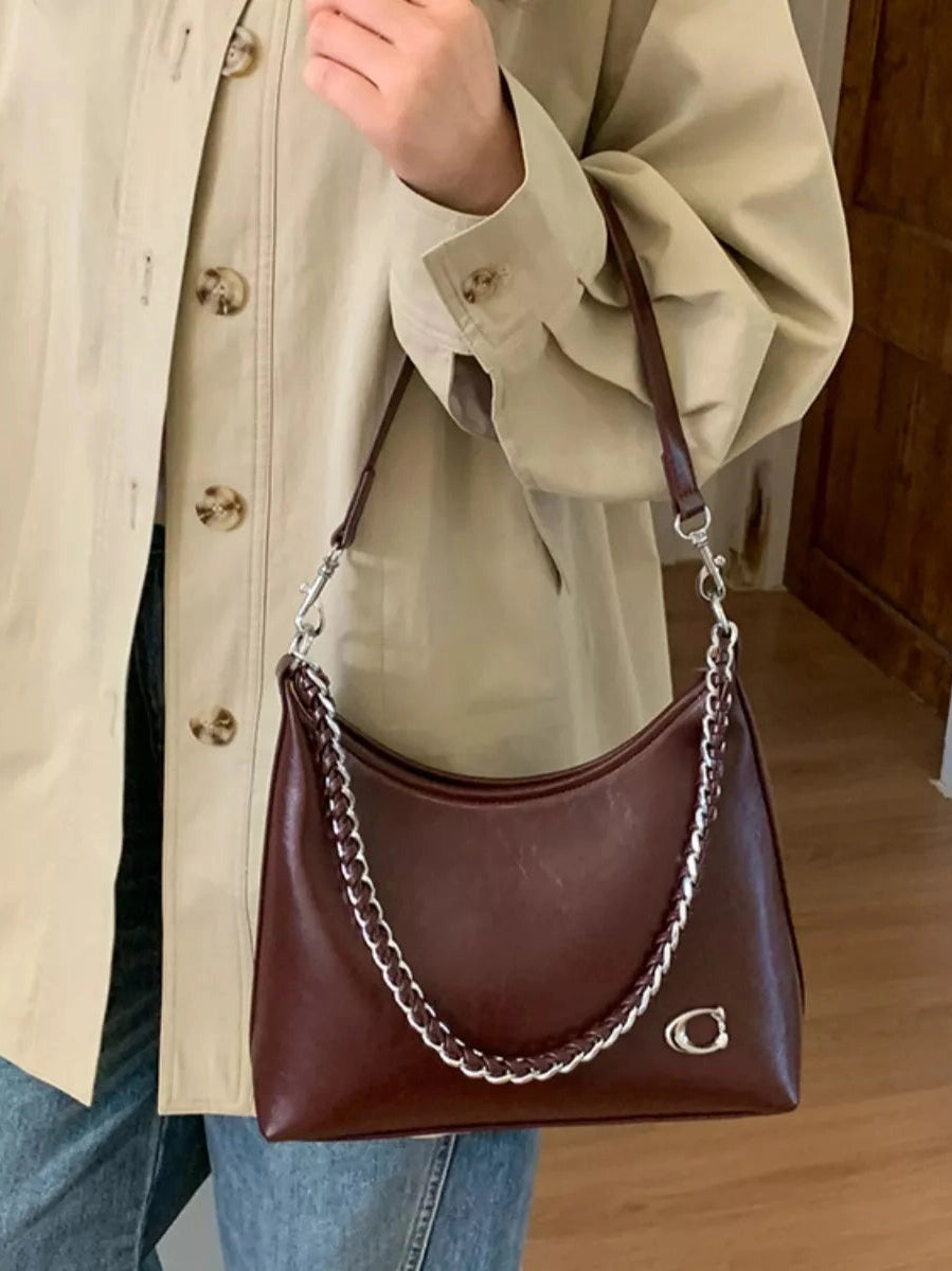 Chic Chain Accent Shoulder Bag nicholesgifts
