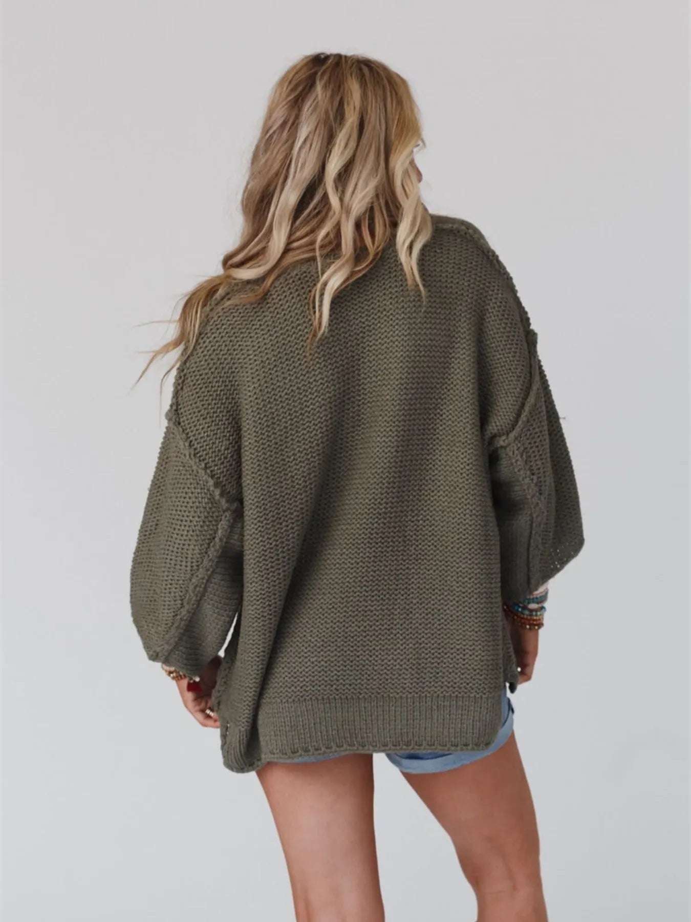Round Neck Oversized Knit Top with Relaxed Fit Trendsi
