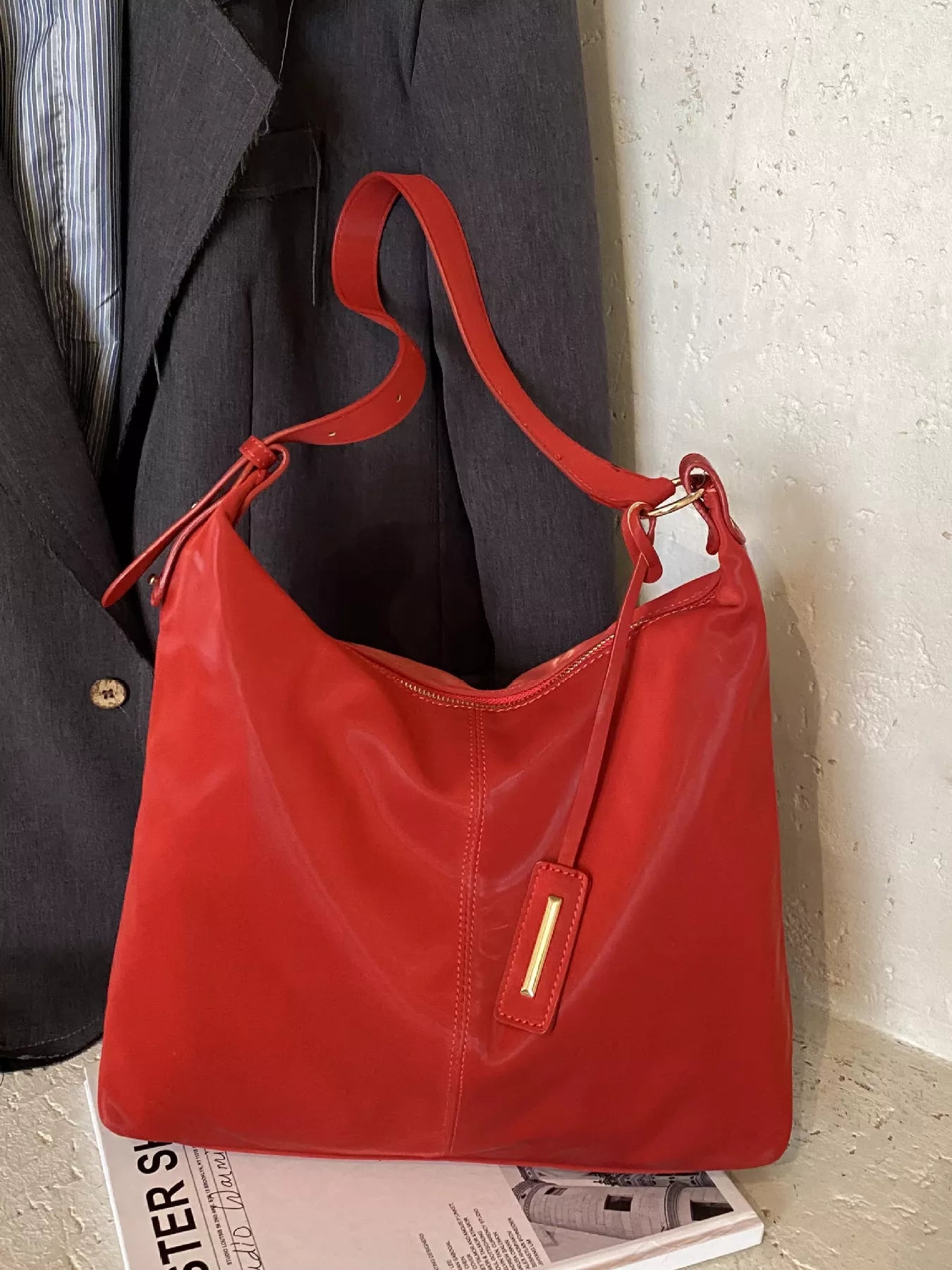Solid Color Leather Shoulder Bag nicholesgifts