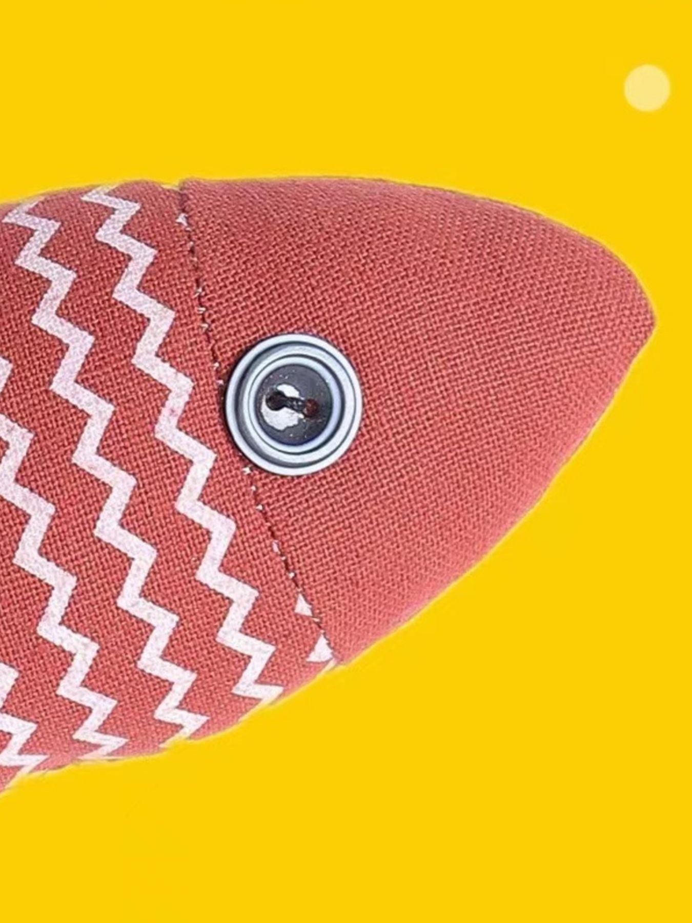 Interactive Fish Shape Pet Plush Toys nicholesgifts