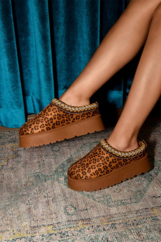 Women Wild Diva Embroidered Trim Round Toe Platform Boots NicholesGifts
