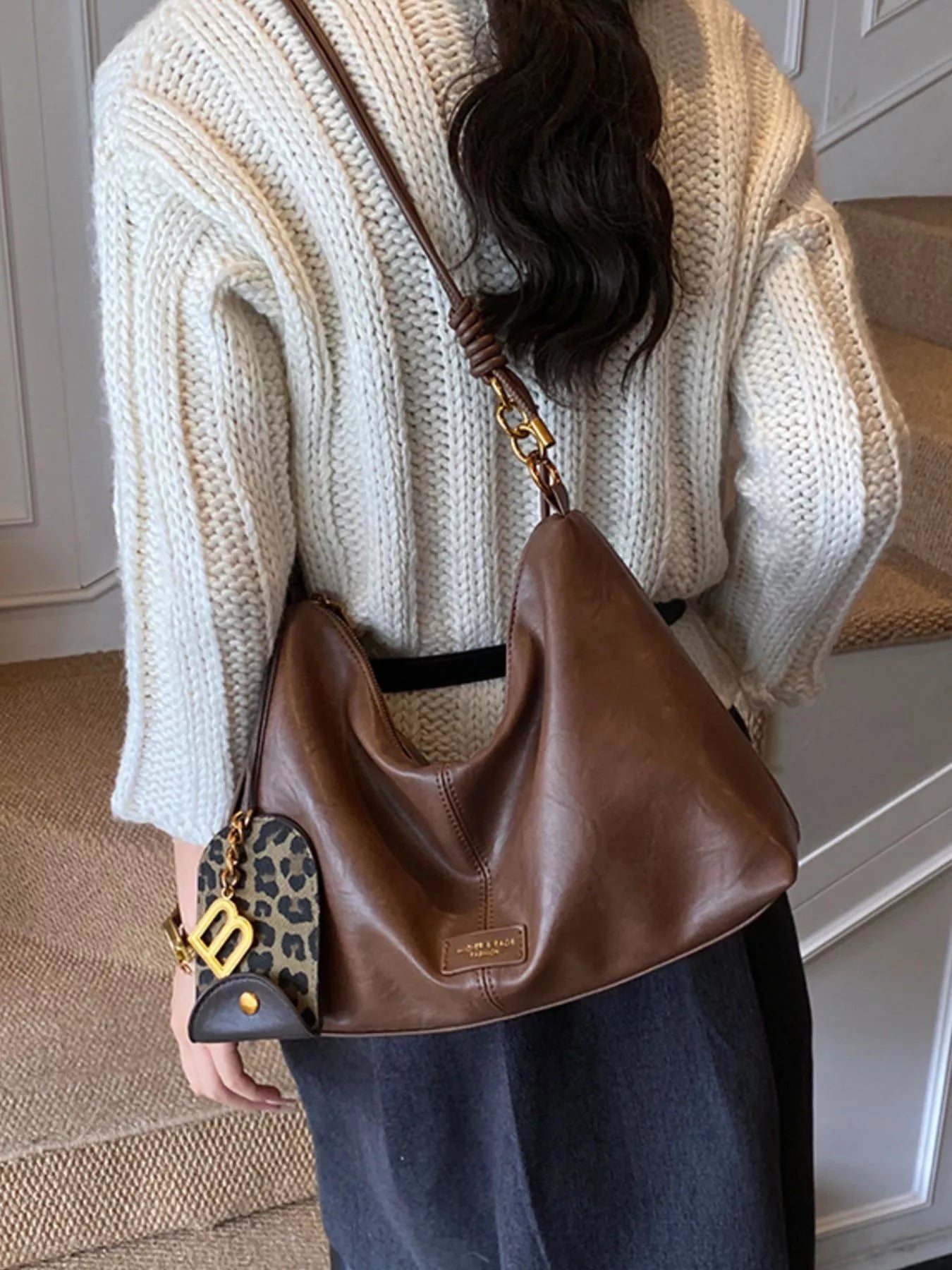Leather Adjustable Strap Shoulder Bag nicholesgifts