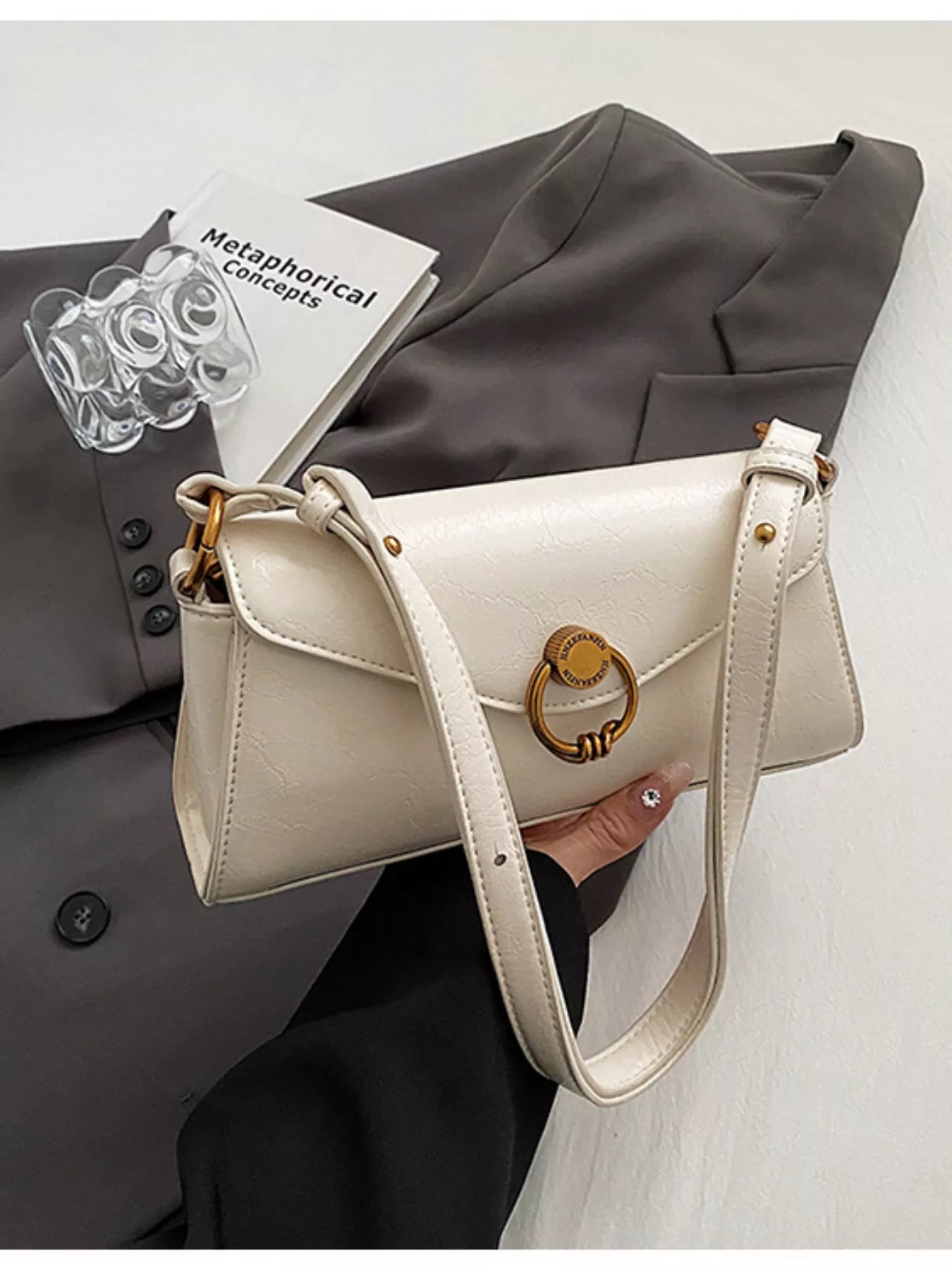 Retro Ring Decor Shoulder Bag nicholesgifts