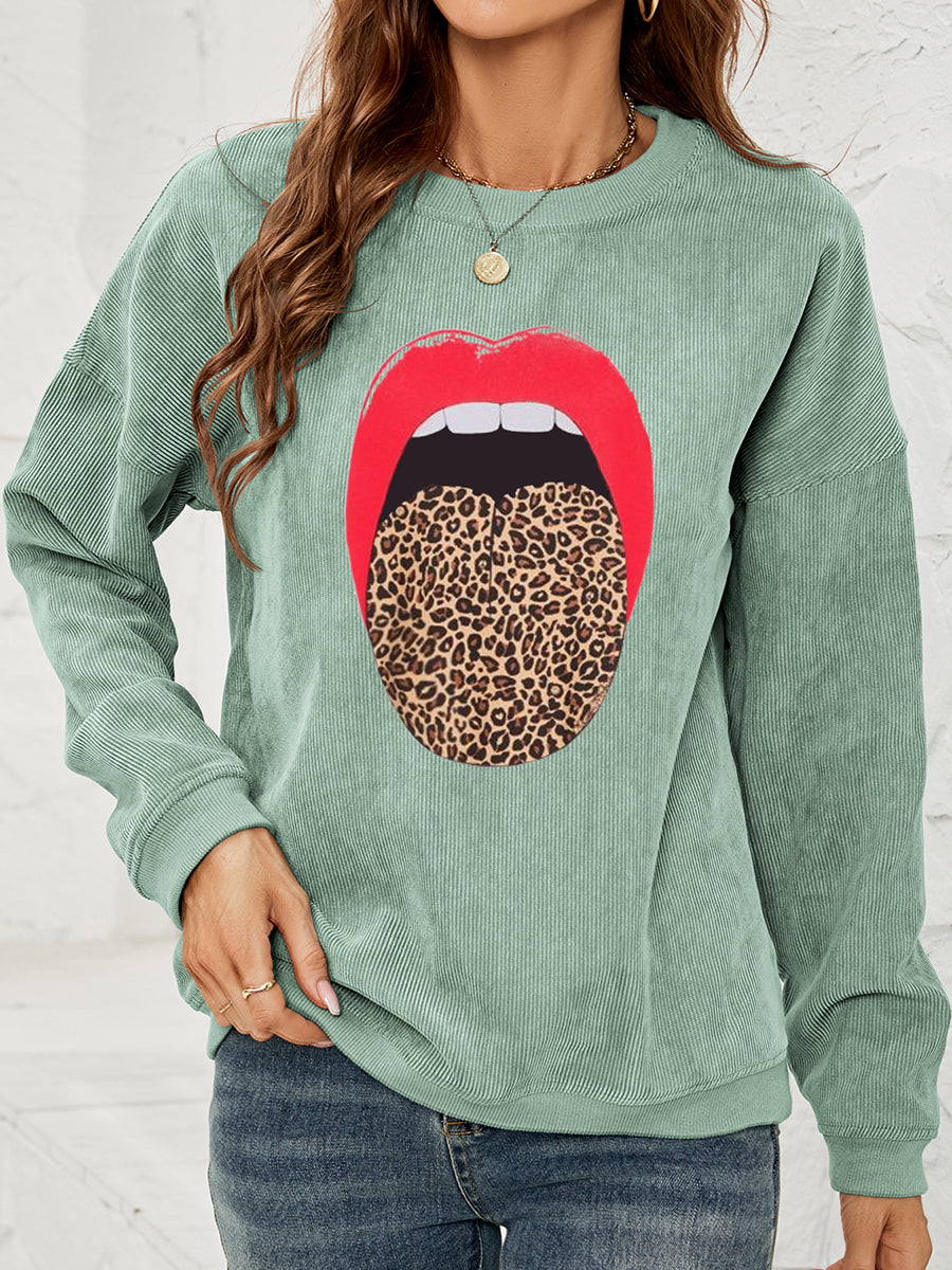 Round Neck Dropped Shoulder MAMA Graphic Sweatshirt nicholesgifts