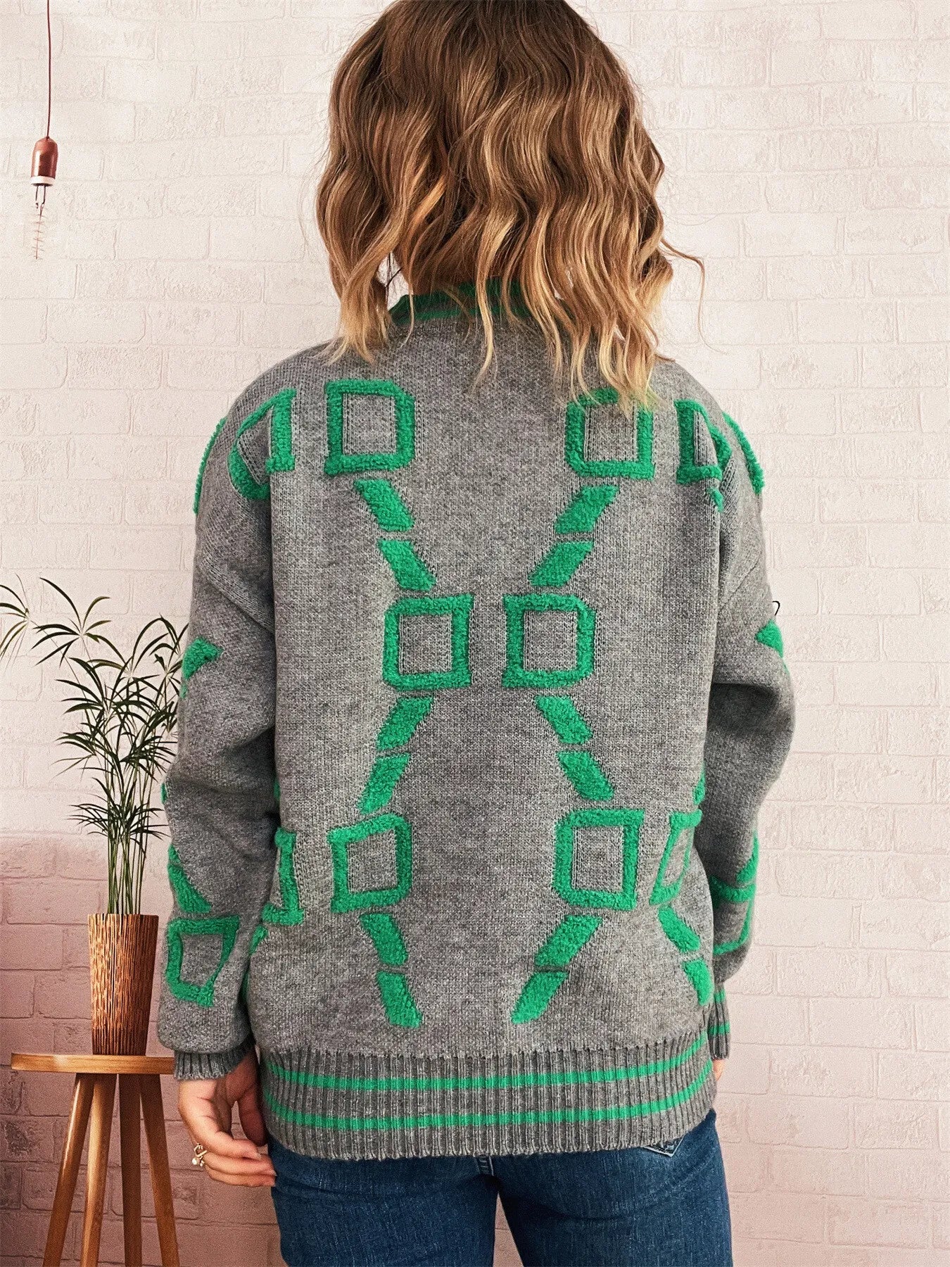 Contrast Round Neck Long Sleeve Sweater