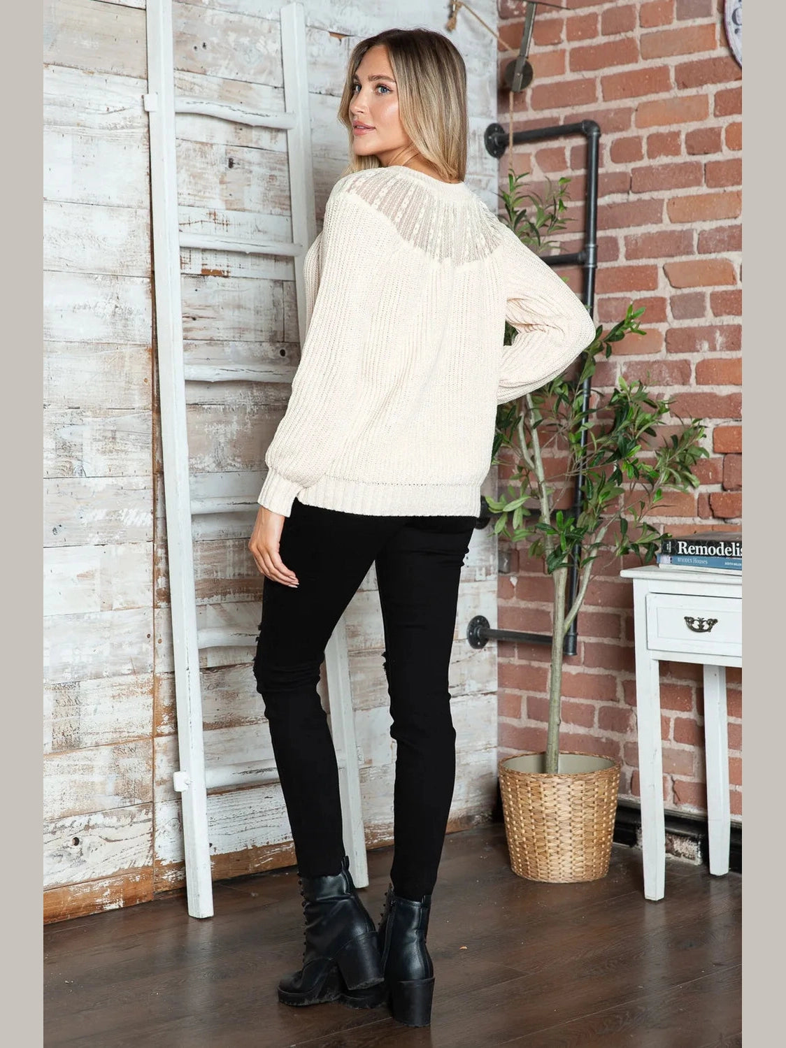 Round Neck Rib-Knit Sweater Trendsi